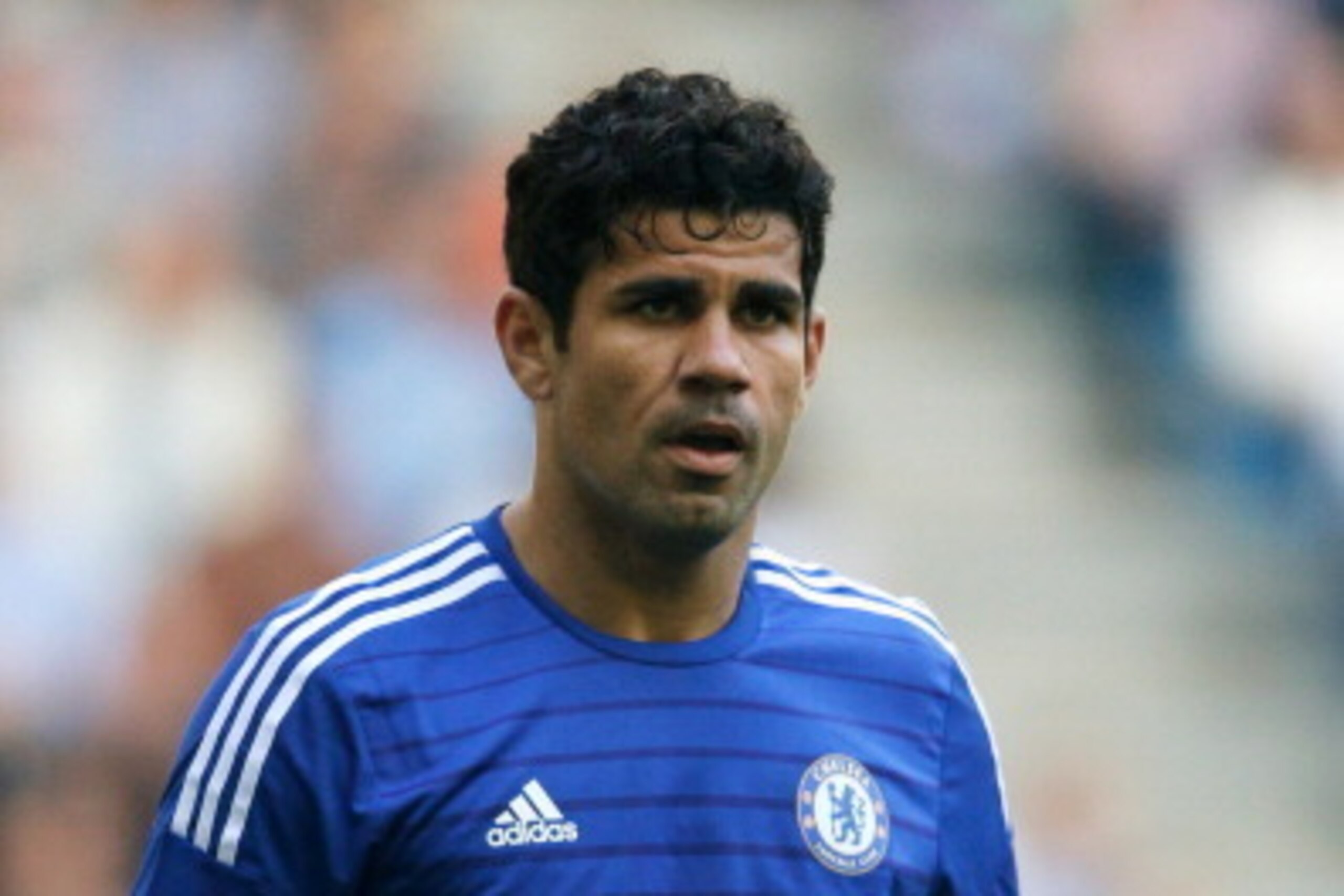 ARNHEM, NETHERLANDS - JULY 30:  Diego Costa of Chelsea in action during the pre season friendly match between Vitesse Arnhem and Chelsea at the Gelredome Stadium on July 30, 2014 in Arnhem, Netherlands.  (Photo by Dean Mouhtaropoulos/Getty Images)