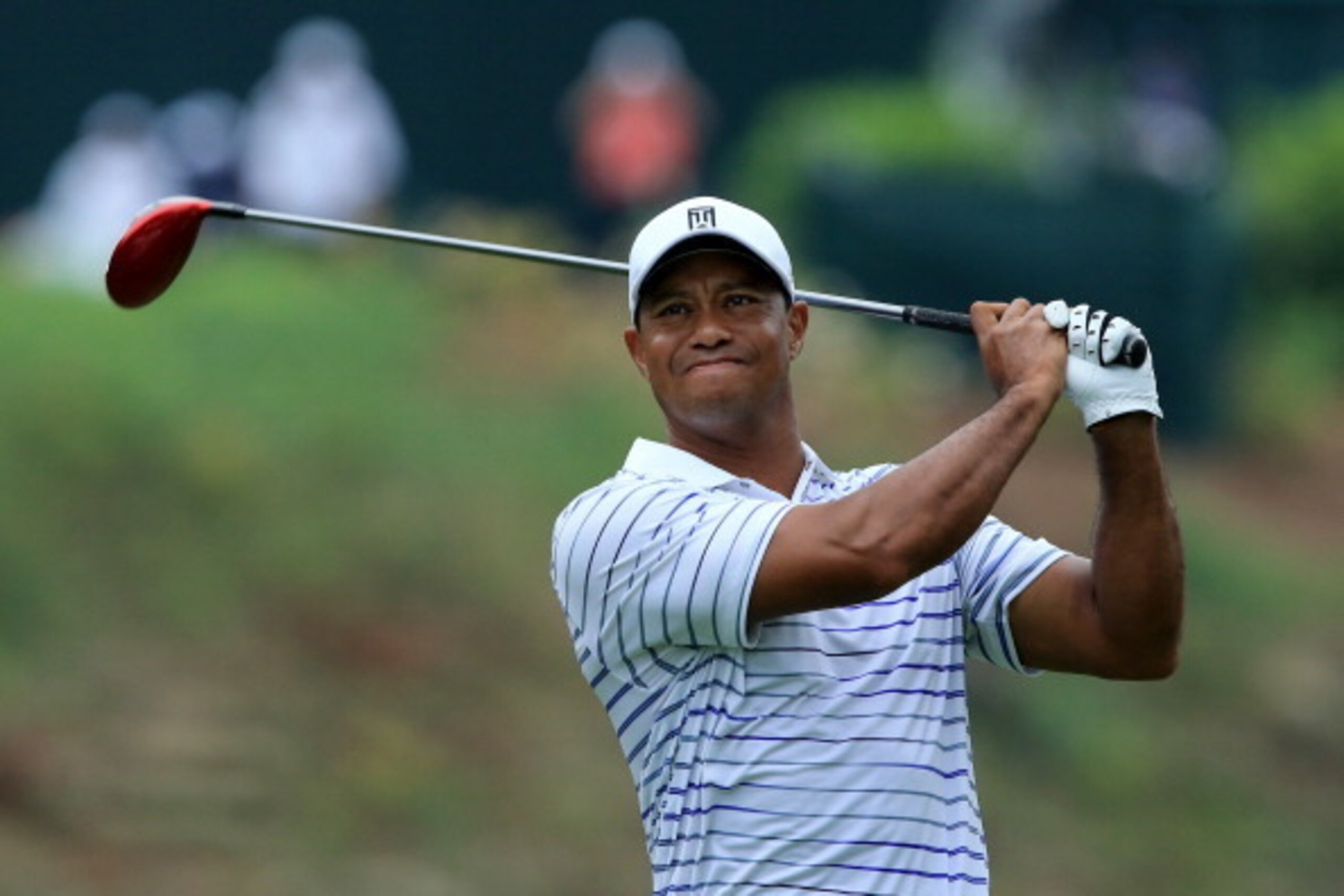 LOUISVILLE, KY - AUGUST 08: Tiger Woods of the United States hits his tee shot on the 15th hole during the second round of the 96th PGA Championship at Valhalla Golf Club on August 8, 2014 in Louisville, Kentucky. (Photo by David Cannon/Getty Images) LOUISVILLE, KY - AUGUST 08: Tiger Woods of the United States hits his tee shot on the 15th hole during the second round of the 96th PGA Championship at Valhalla Golf Club on August 8, 2014 in Louisville, Kentucky. (Photo by David Cannon/Getty Images)