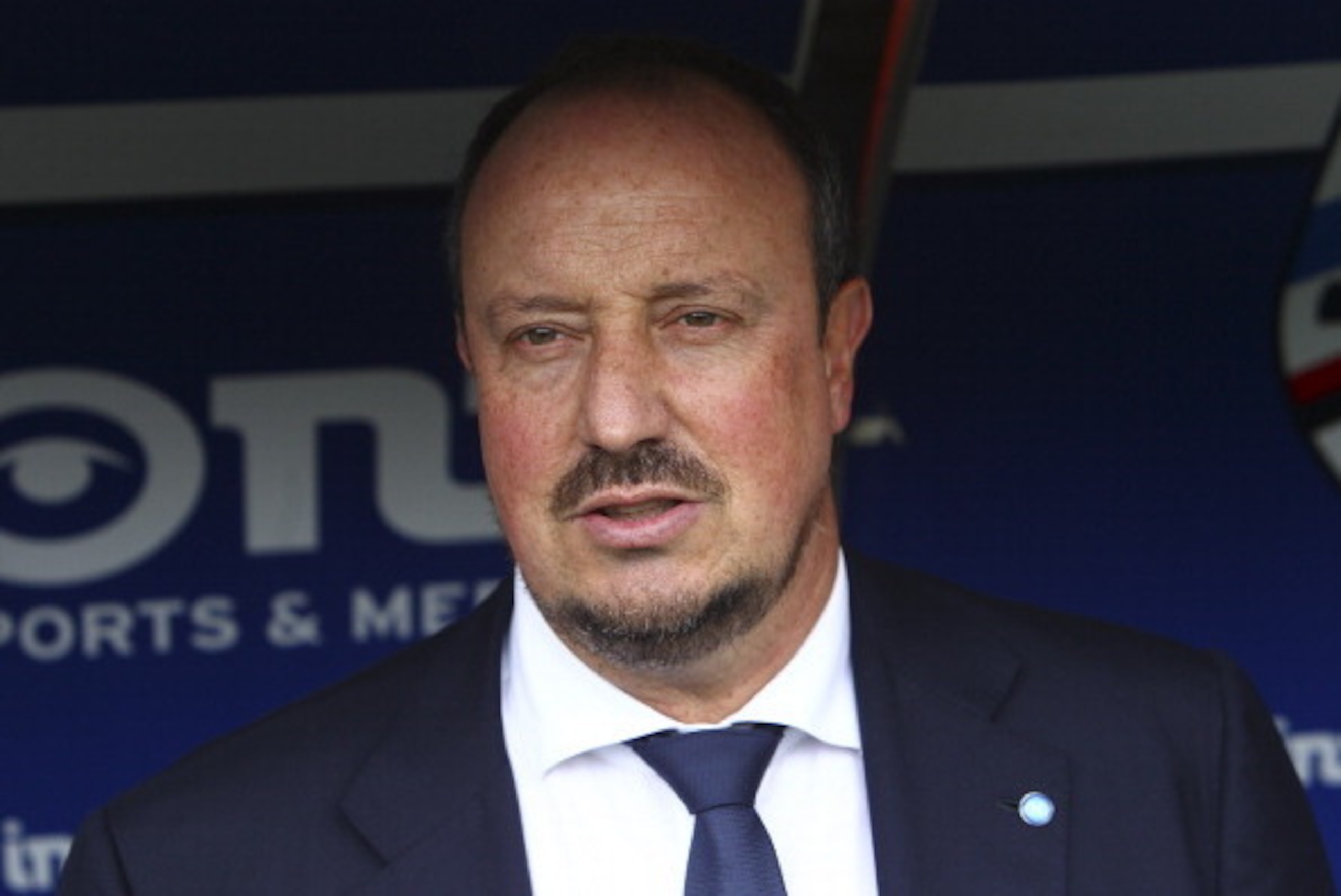 GENOA, ITALY - MAY 11:  SSC Napoli coach Rafael Benitez looks on before the Serie A match between UC Sampdoria and SSC Napoli at Stadio Luigi Ferraris on May 11, 2014 in Genoa, Italy.  (Photo by Marco Luzzani/Getty Images)