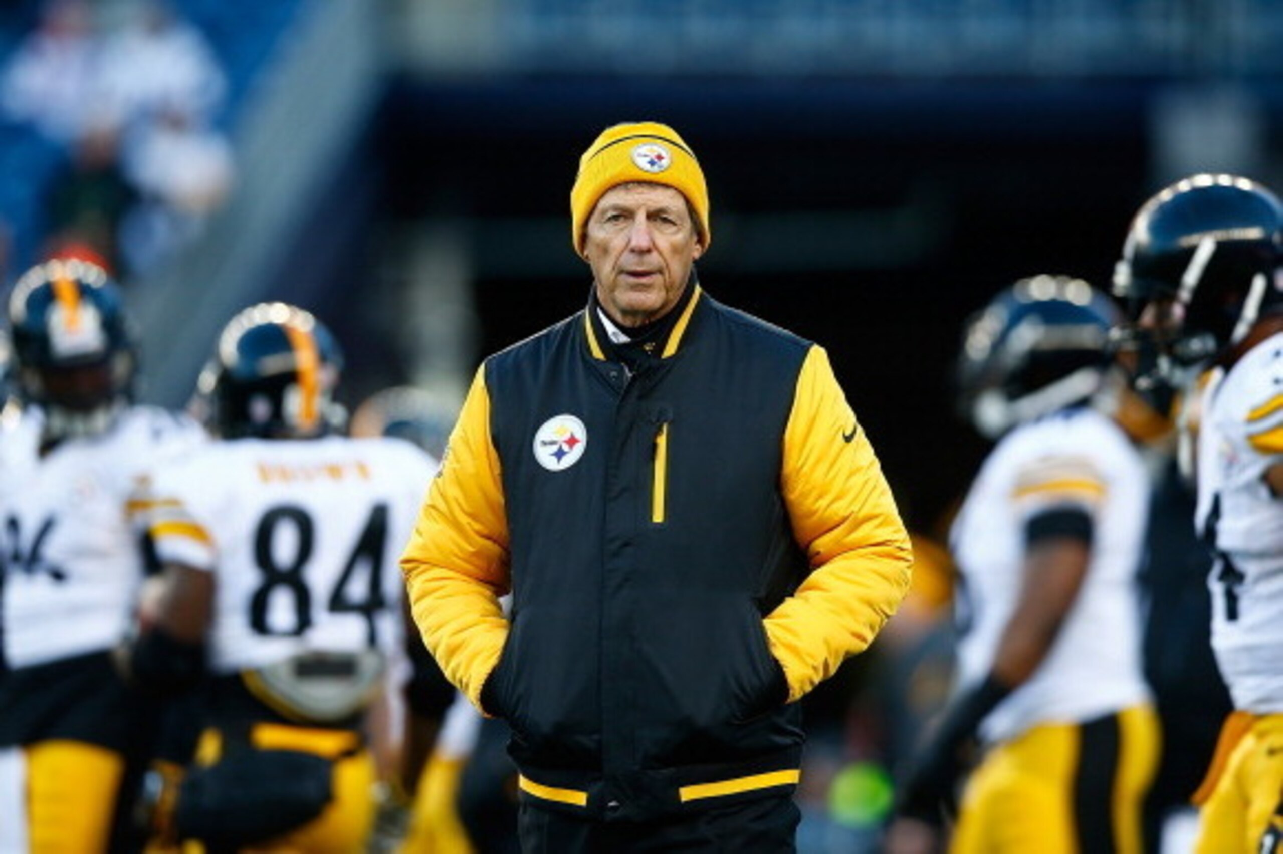 FOXBORO, MA - NOVEMBER 03: Defensive coordinator Dick LeBeau of the Pittsburgh Steelers watches his team warm up prior to the game against the New England Patriots at Gillette Stadium on November 3, 2013 in Foxboro, Massachusetts. (Photo by Jared Wickerh FOXBORO, MA - NOVEMBER 03: Defensive coordinator Dick LeBeau of the Pittsburgh Steelers watches his team warm up prior to the game against the New England Patriots at Gillette Stadium on November 3, 2013 in Foxboro, Massachusetts. (Photo by Jared Wickerh