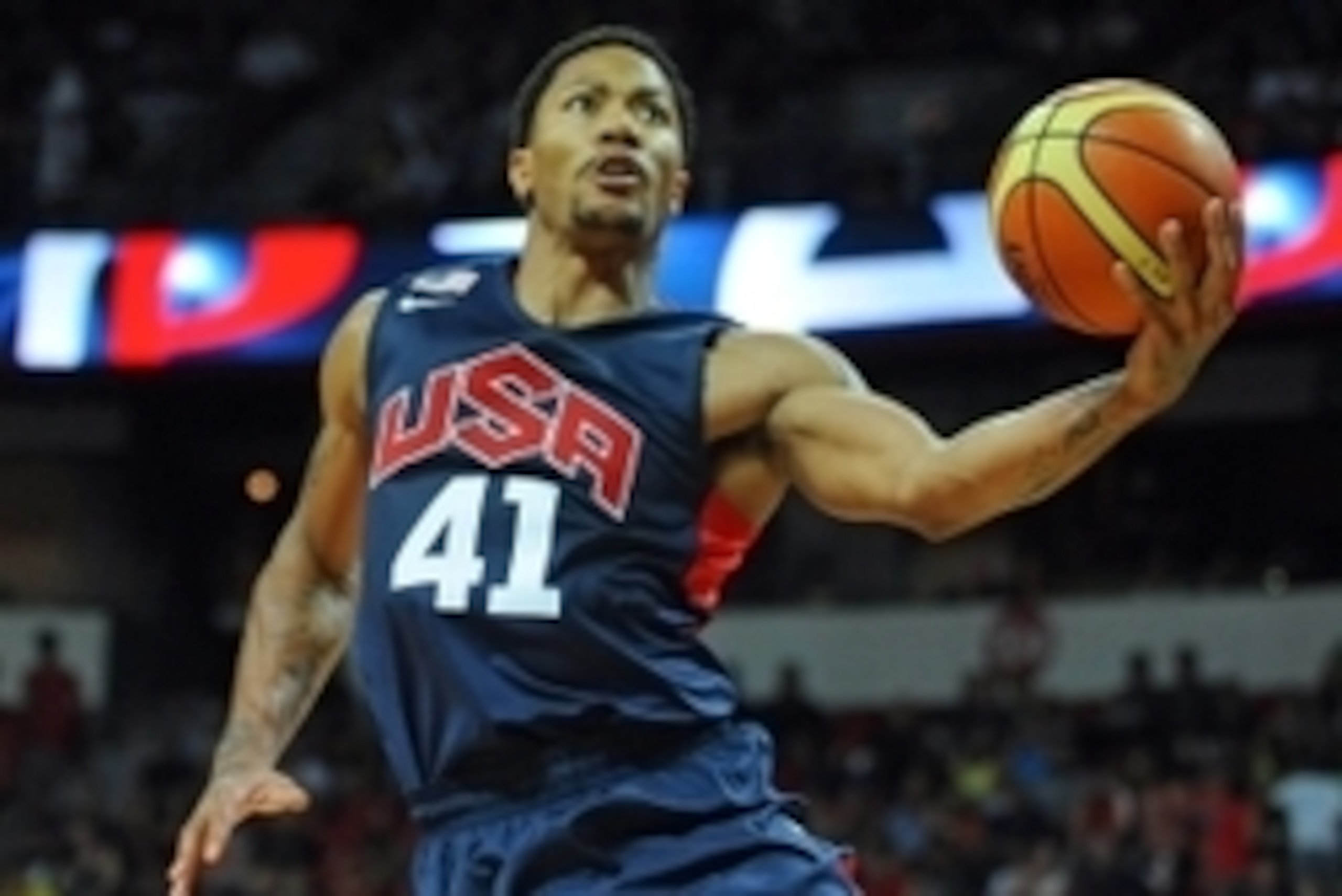 Aug 1, 2014; Las Vegas, NV, USA; USA Team Blue guard Derrick Rose (41) shoots the ball during the USA Basketball Showcase at Thomas & Mack Center. Mandatory Credit: Stephen R. Sylvanie-USA TODAY Sports Aug 1, 2014; Las Vegas, NV, USA; USA Team Blue guard Derrick Rose (41) shoots the ball during the USA Basketball Showcase at Thomas & Mack Center. Mandatory Credit: Stephen R. Sylvanie-USA TODAY Sports