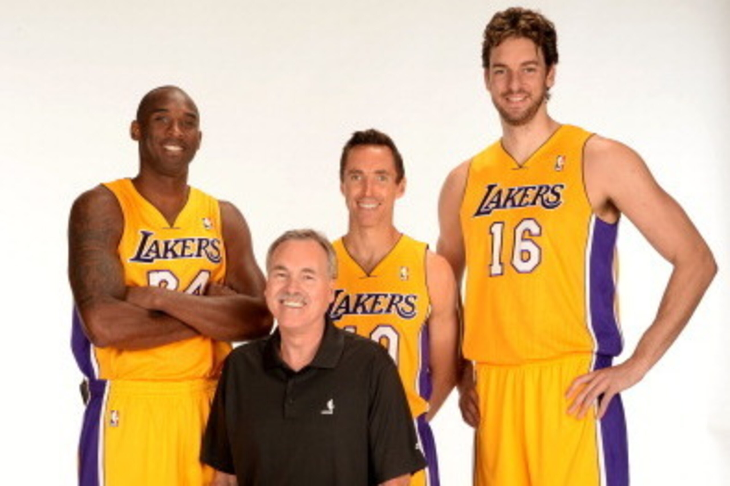 EL SEGUNDO, CA - SEPTEMBER 28: Head Coach Mike D'Antoni, Kobe Bryant #24, Steve Nash #10 and Pau Gasol #16 of the Los Angeles Lakers pose for a picture during media day at Toyota Sports Center on September 28, 2013 in El Segundo, California. NOTE TO USER EL SEGUNDO, CA - SEPTEMBER 28: Head Coach Mike D'Antoni, Kobe Bryant #24, Steve Nash #10 and Pau Gasol #16 of the Los Angeles Lakers pose for a picture during media day at Toyota Sports Center on September 28, 2013 in El Segundo, California. NOTE TO USER