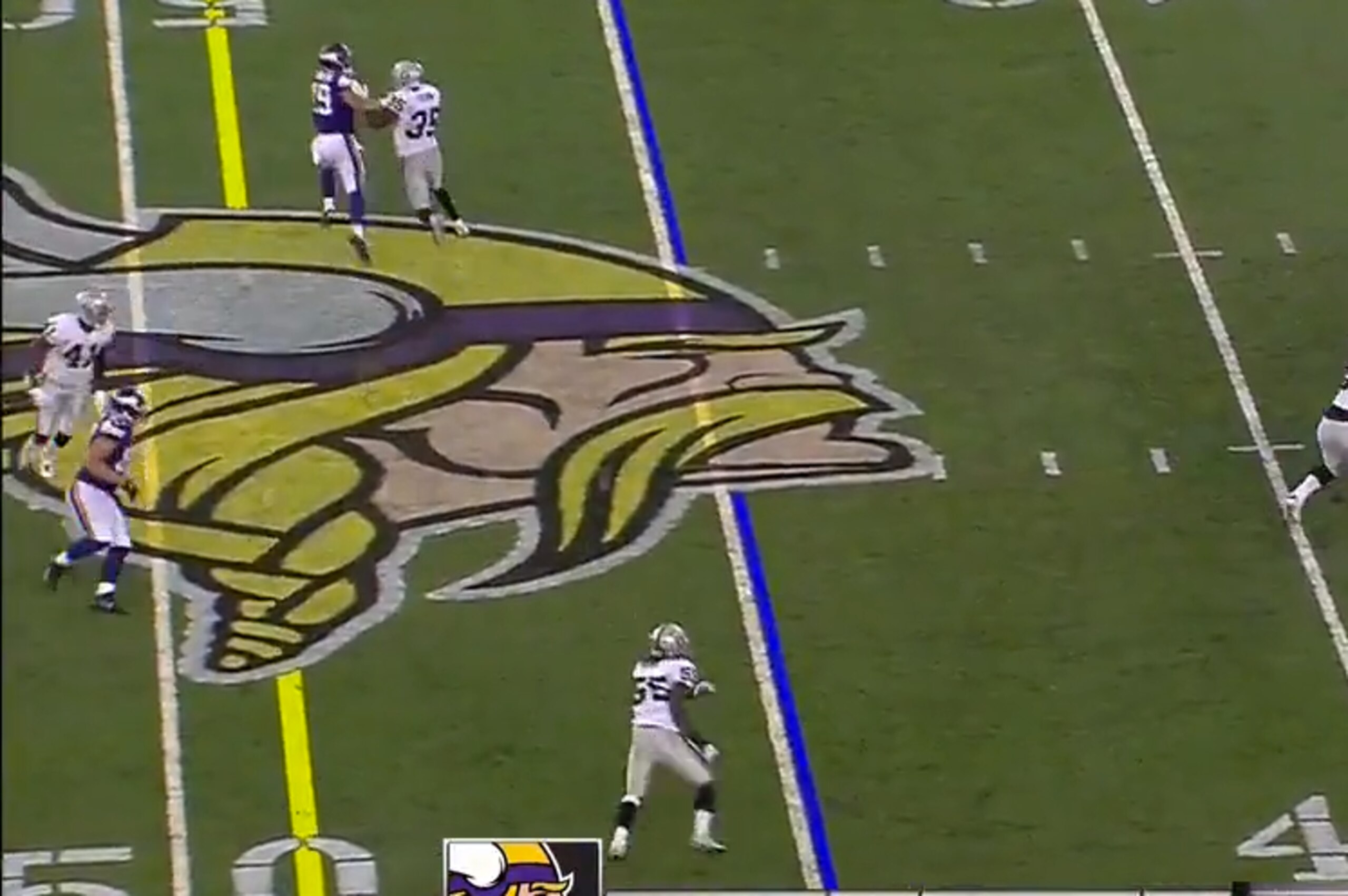 On this play, Bridgewater (not pictured because of the size of the photo) stares down his receiver (19) running a crossing route. Instead of identifying his tight end, who has beat his man to the outside, Bridgewater takes a sack (which was called back because of an Oakland penalty).