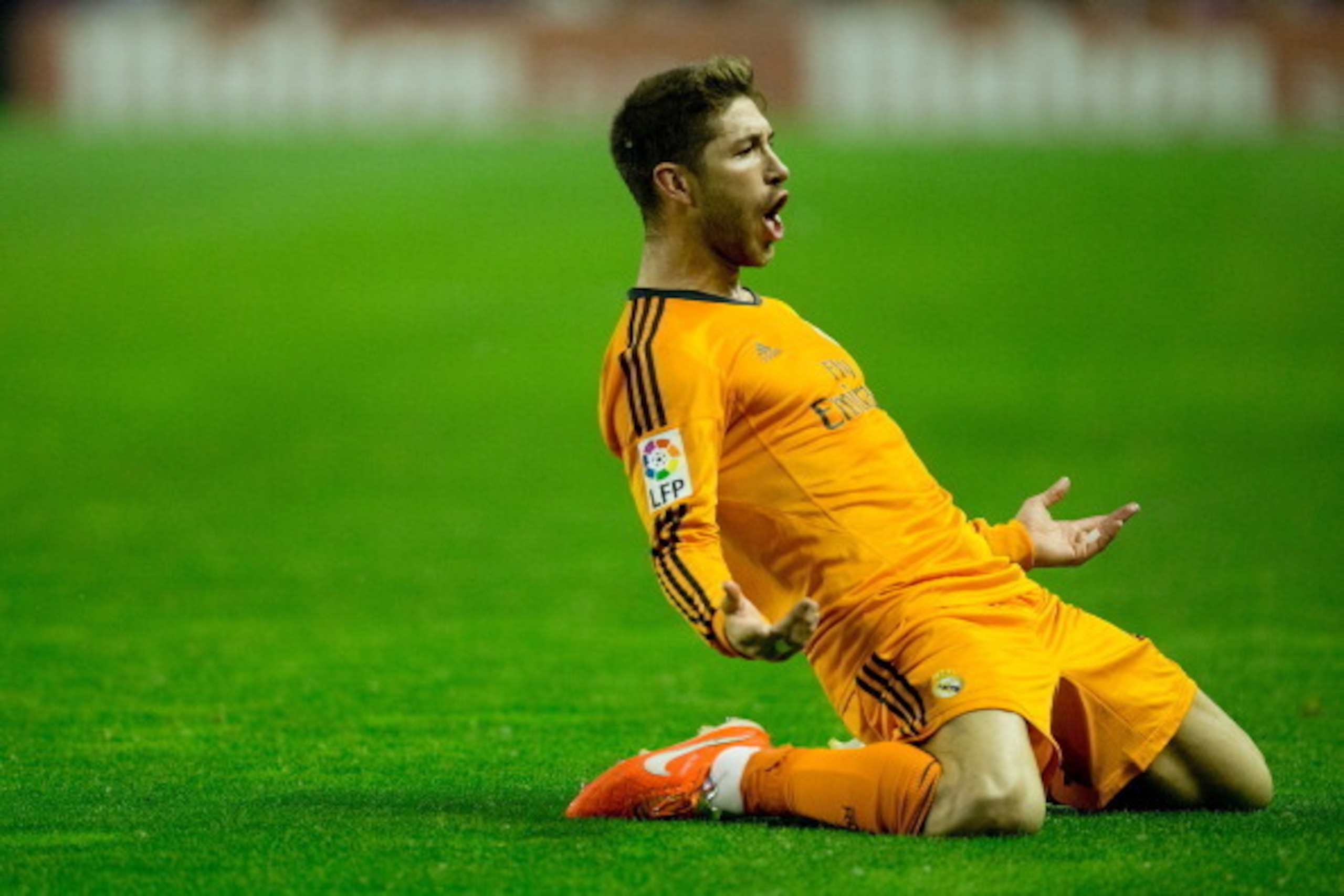 VALLADOLID, SPAIN - MAY 07:  Sergio Ramos of Real Madrid CF celebrates scoring their opening goal during the La Liga match between Real Valladolid CF and Real Madrid CF at Estadio Jose Zorilla on May 7, 2014 in Valladolid, Spain.  (Photo by Gonzalo Arroyo
