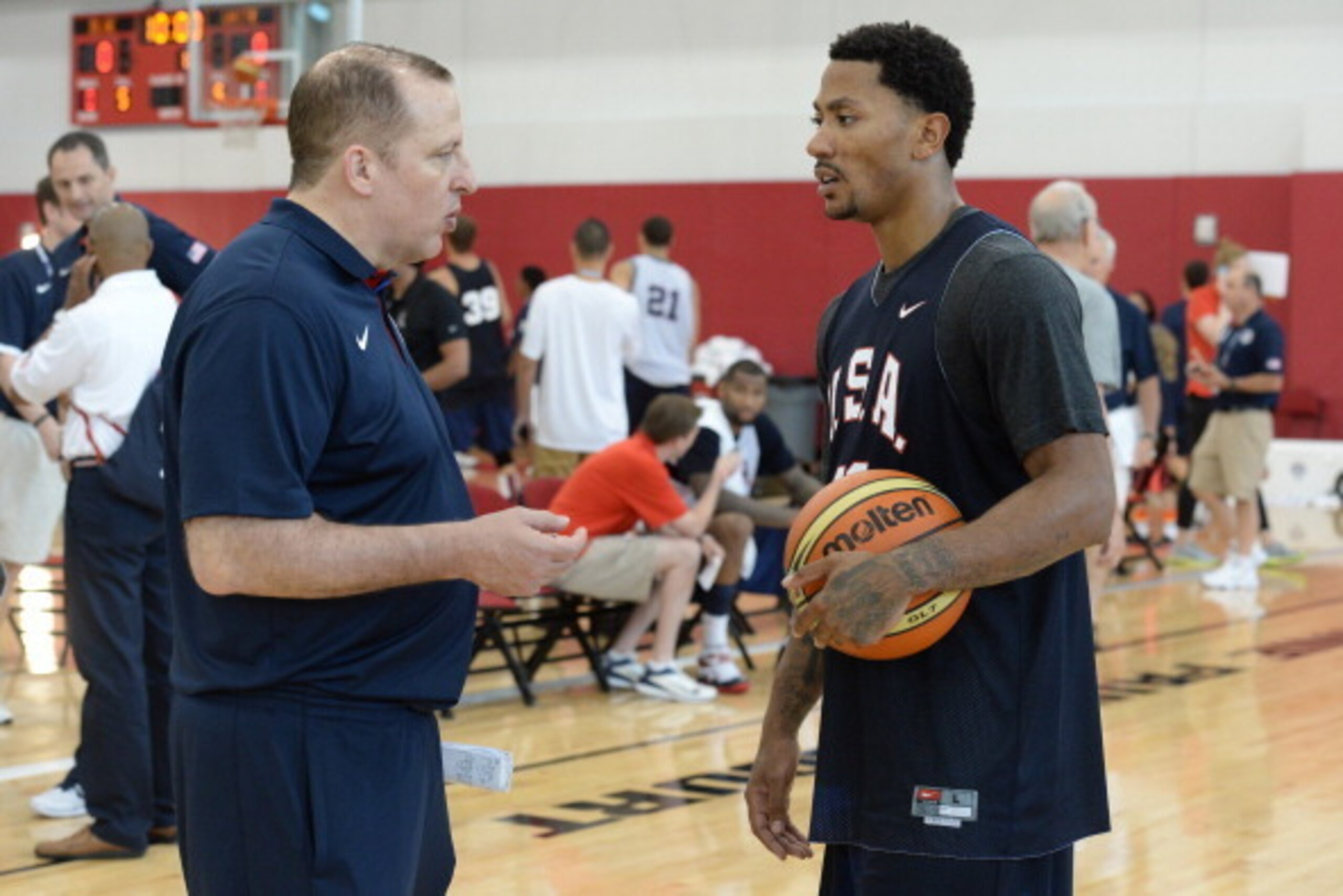 LAS VEGAS, NV - JULY 29: Tom Thibodeau, Assistant Coach of the USA Basketball Men's National Team, speaks with Derrick Rose #41 of the USA Basketball Men's National Team after practice at the Mendenhall Center at the University of Nevada, Las Vegas on Jul LAS VEGAS, NV - JULY 29: Tom Thibodeau, Assistant Coach of the USA Basketball Men's National Team, speaks with Derrick Rose #41 of the USA Basketball Men's National Team after practice at the Mendenhall Center at the University of Nevada, Las Vegas on Jul