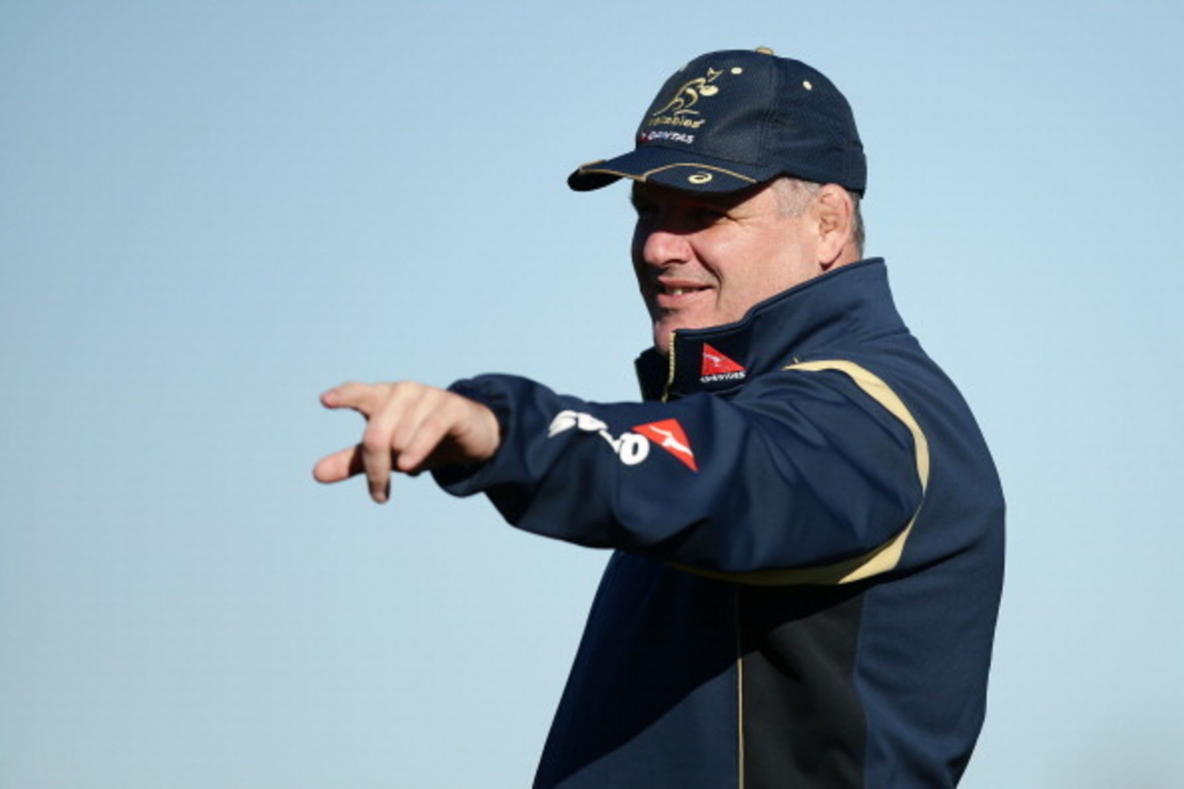 BATHURST, AUSTRALIA - AUGUST 07: Wallabies coach Ewen McKenzie looks on during an Australian Wallabies training session at Bathurst Bulldogs RUFC on August 7, 2014 in Bathurst, Australia. (Photo by Matt King/Getty Images) BATHURST, AUSTRALIA - AUGUST 07: Wallabies coach Ewen McKenzie looks on during an Australian Wallabies training session at Bathurst Bulldogs RUFC on August 7, 2014 in Bathurst, Australia. (Photo by Matt King/Getty Images)