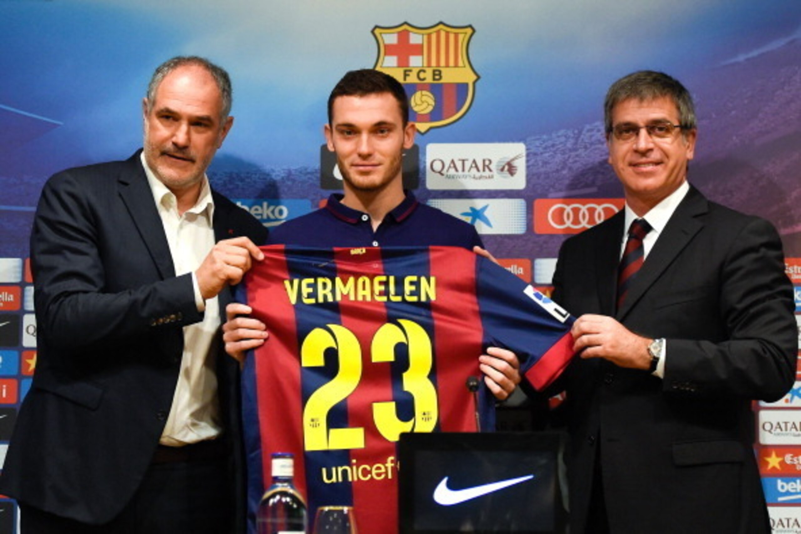 BARCELONA, SPAIN - AUGUST 10: (L-R) FC Barcelona Sport Director Andoni Zubizarreta, Thomas Vermaelen and FC Barcelona Vice-President Jordi Mestre as Thomas Vermaelen is unveiled as a new player for FC Barcelona at the Camp Nou stadium on August 10, 2014 BARCELONA, SPAIN - AUGUST 10: (L-R) FC Barcelona Sport Director Andoni Zubizarreta, Thomas Vermaelen and FC Barcelona Vice-President Jordi Mestre as Thomas Vermaelen is unveiled as a new player for FC Barcelona at the Camp Nou stadium on August 10, 2014