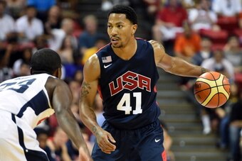 LAS VEGAS, NV - AUGUST 01:  Derrick Rose #41 of the 2014 USA Basketball Men's National Team brings the ball up the court during a USA Basketball showcase at the Thomas & Mack Center on August 1, 2014 in Las Vegas, Nevada.  (Photo by Ethan Miller/Getty Ima