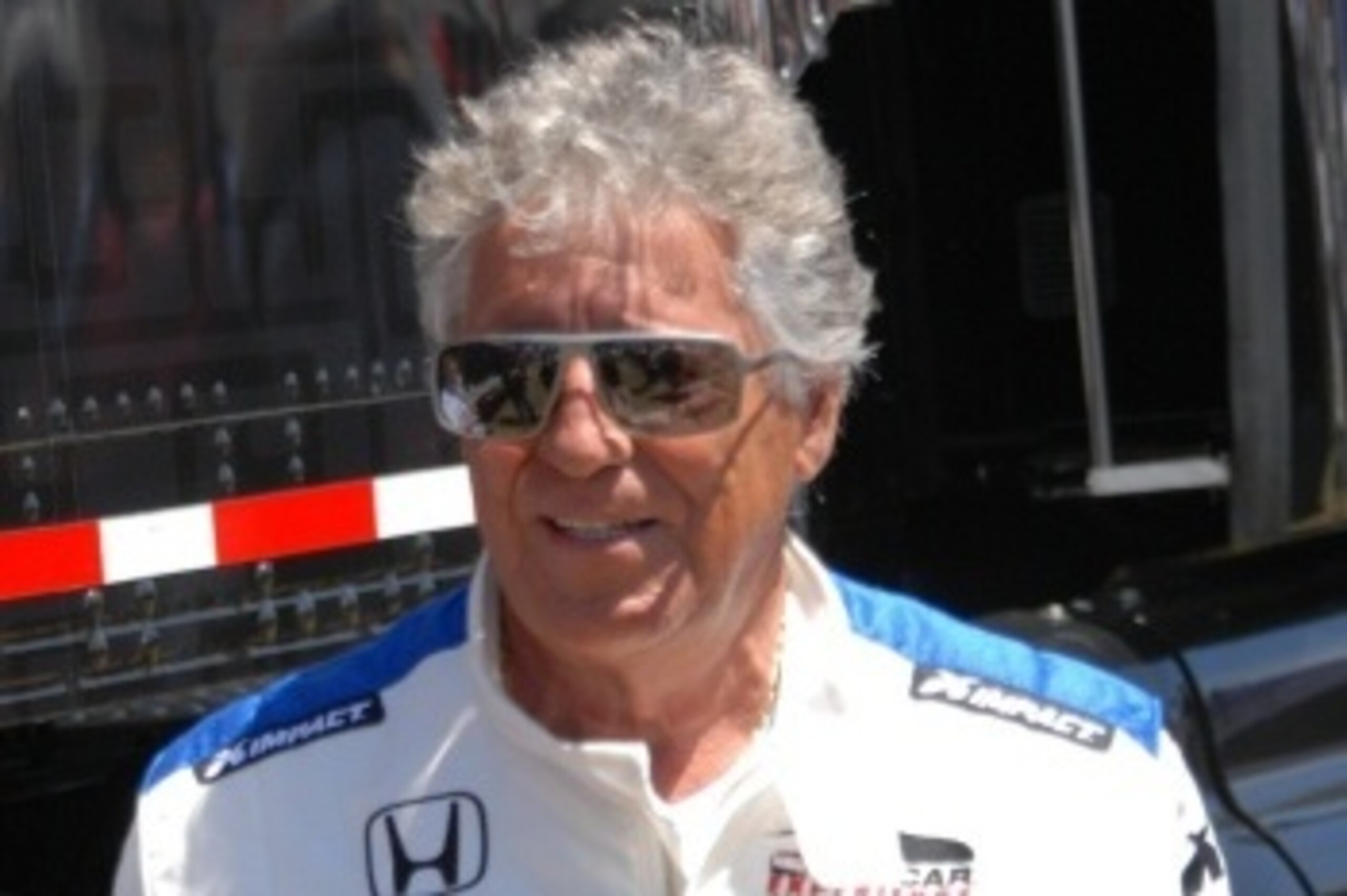 Mario Andretti smiles for fans at the Grand Prix at St. Petersburg.