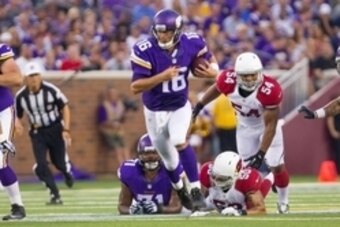 Aug 16, 2014; Minneapolis, MN, USA; Minnesota Vikings quarterback Matt Cassel (16) runs with the ball in the first quarter against the Arizona Cardinals at TCF Bank Stadium. Mandatory Credit: Brad Rempel-USA TODAY Sports