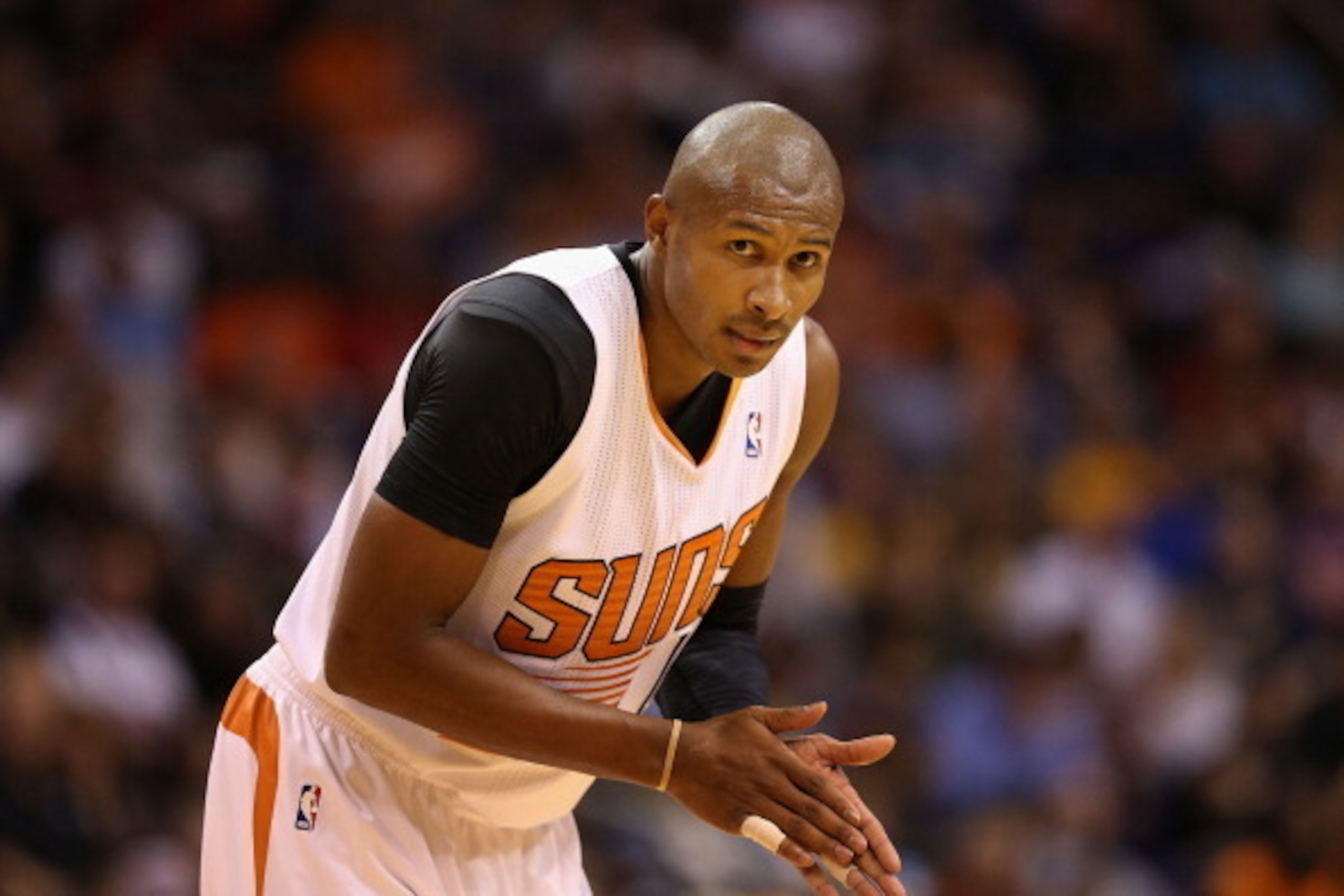 PHOENIX, AZ - JANUARY 22:  Leandro Barbosa #10 of the Phoenix Suns awaits a free throw shot during the NBA game against the Indiana Pacers at US Airways Center on January 22, 2014 in Phoenix, Arizona. The Suns defeated the Pacers 124-100. NOTE TO USER: Us