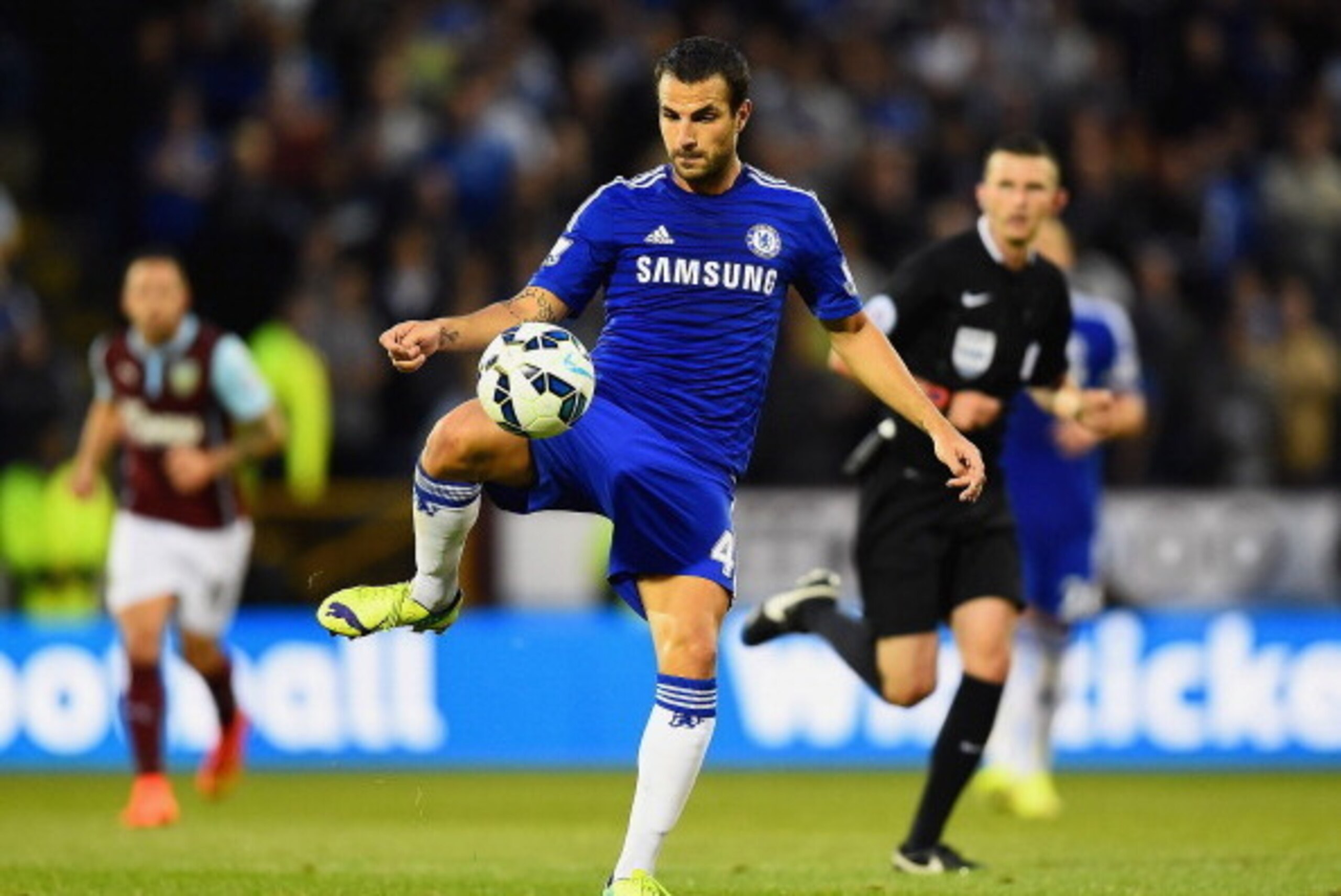 BURNLEY, ENGLAND - AUGUST 18:  Cesc Fabregas of Chelsea controls the ball during the Barclays Premier League match between Burnley and Chelsea at Turf Moor on August 18, 2014 in Burnley, England.  (Photo by Laurence Griffiths/Getty Images)