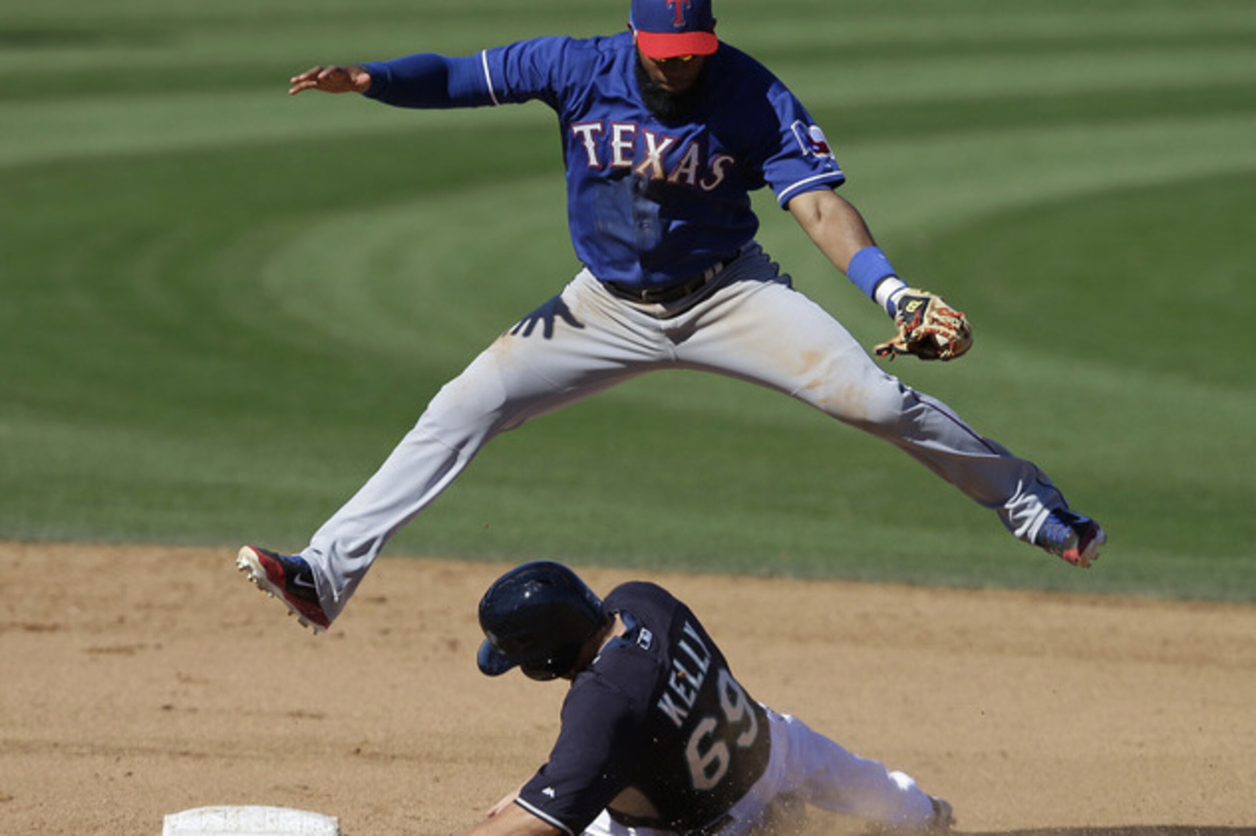 Defensive versatility, advanced plate approach and surprising power means the projections are kind to Kelly. Defensive versatility, advanced plate approach and surprising power means the projections are kind to Kelly.