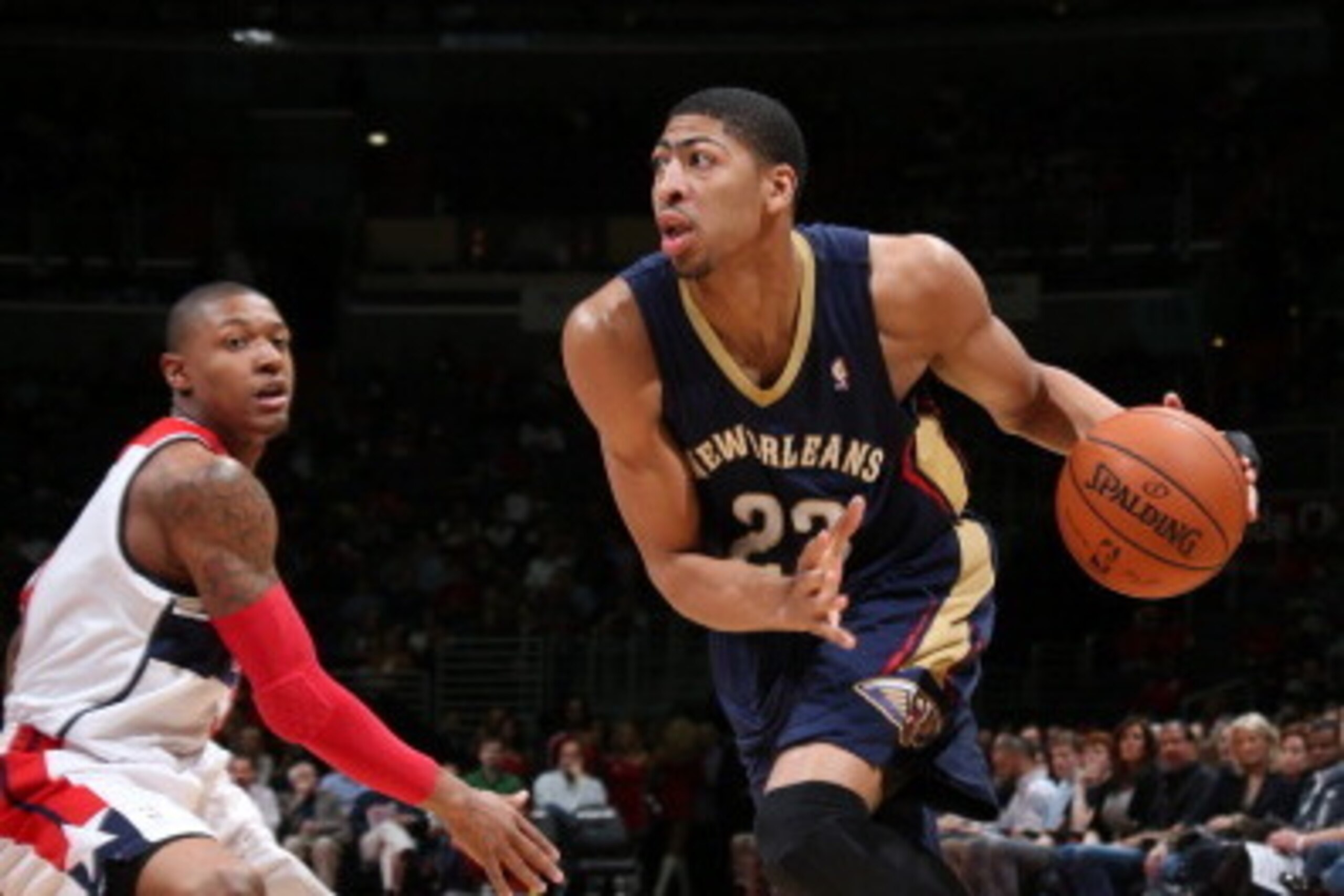 WASHINGTON, DC - FEBRUARY 22: Anthony Davis #23 of the New Orleans Pelicans drives against the Washington Wizards at the Verizon Center on February 22, 2014 in Washington, DC. NOTE TO USER: User expressly acknowledges and agrees that, by downloading and o