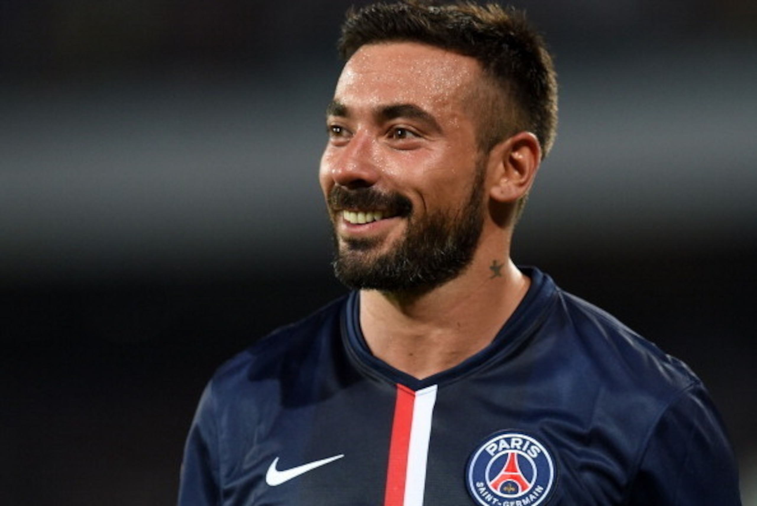 NAPLES, ITALY - AUGUST 11:  Ezequiel Lavezzi  of Paris Saint Germain smiles after the pre-season friendly match between SSC Napoli and Paris Saint-Germain FC at Stadio San Paolo on August 11, 2014 in Naples, Italy.  (Photo by Giuseppe Bellini/Getty Images
