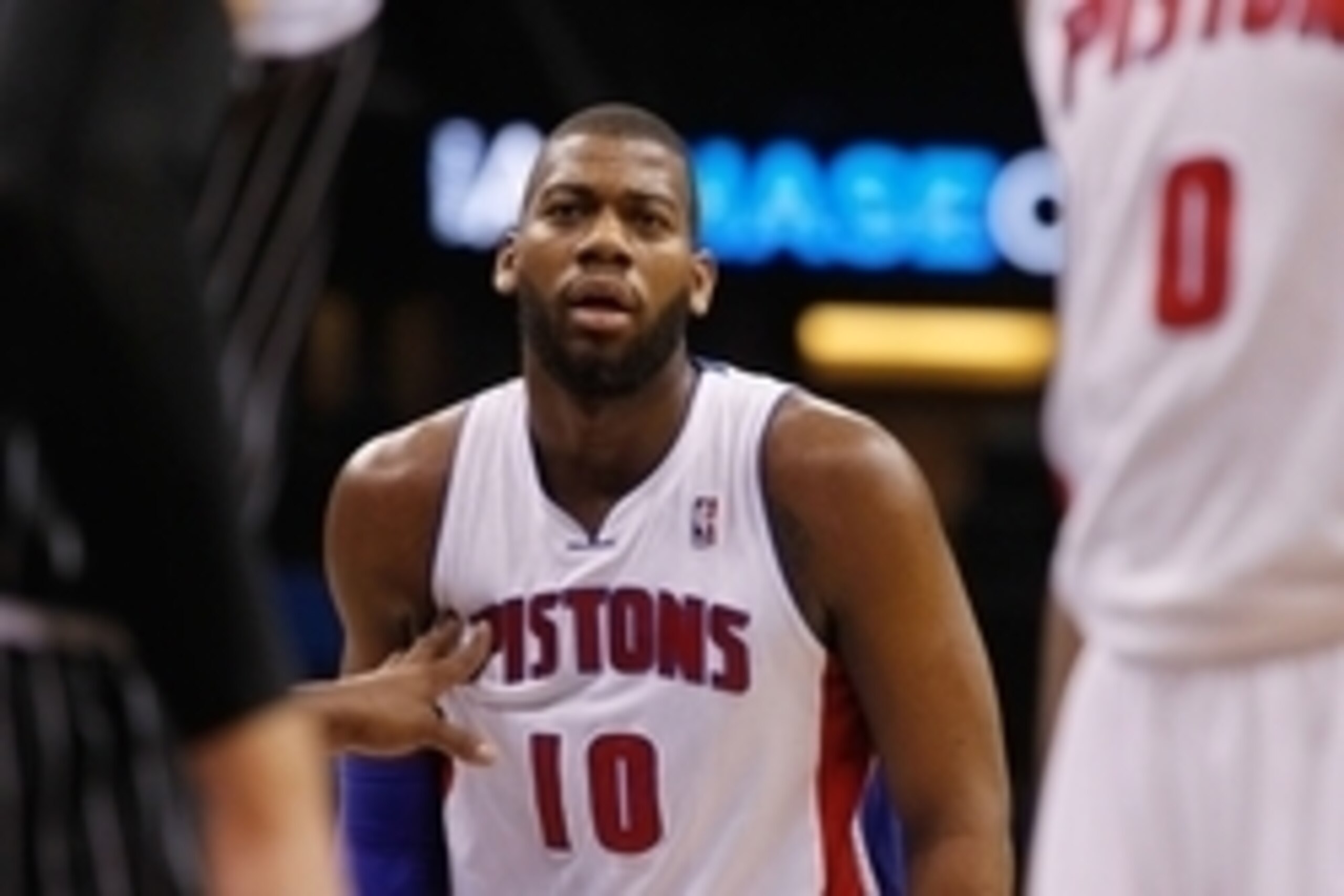 Feb 5, 2014; Orlando, FL, USA; Detroit Pistons power forward Greg Monroe (10) against the Orlando Magic during the first quarter at Amway Center. Mandatory Credit: Kim Klement-USA TODAY Sports Feb 5, 2014; Orlando, FL, USA; Detroit Pistons power forward Greg Monroe (10) against the Orlando Magic during the first quarter at Amway Center. Mandatory Credit: Kim Klement-USA TODAY Sports