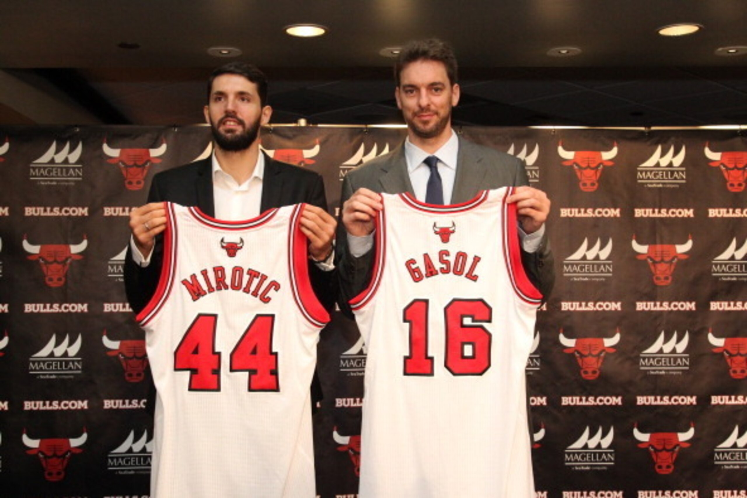 CHICAGO, IL - JULY 18: Chicago Bulls general manager Gar Forman and head coach Tom Thibodeau introduce newly-signed free agents Nikola Mirotic and Pau Gasol during a press conference at the United Center on July 18, 2014 in Chicago, Illinois. NOTE TO USE CHICAGO, IL - JULY 18: Chicago Bulls general manager Gar Forman and head coach Tom Thibodeau introduce newly-signed free agents Nikola Mirotic and Pau Gasol during a press conference at the United Center on July 18, 2014 in Chicago, Illinois. NOTE TO USE