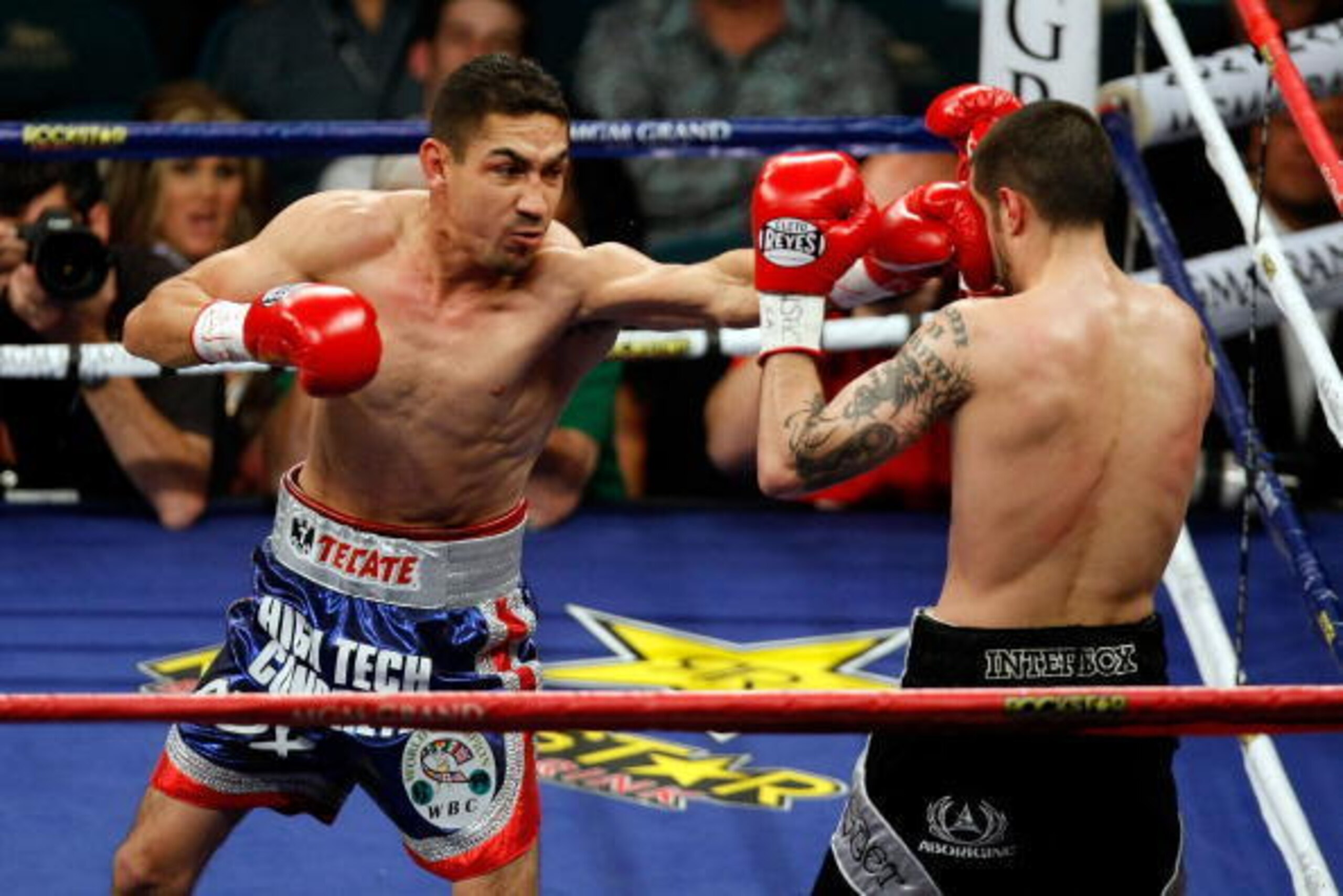 LAS VEGAS - MAY 02:  (L-R) Humberto Soto of Mexico connects with a left to the face of Benoit Gaudet of Canada during their super featherweight title fight at the MGM Grand Garden Arena May 2, 2009 in Las Vegas, Nevada. Soto defeated Gaudet by 9th round T