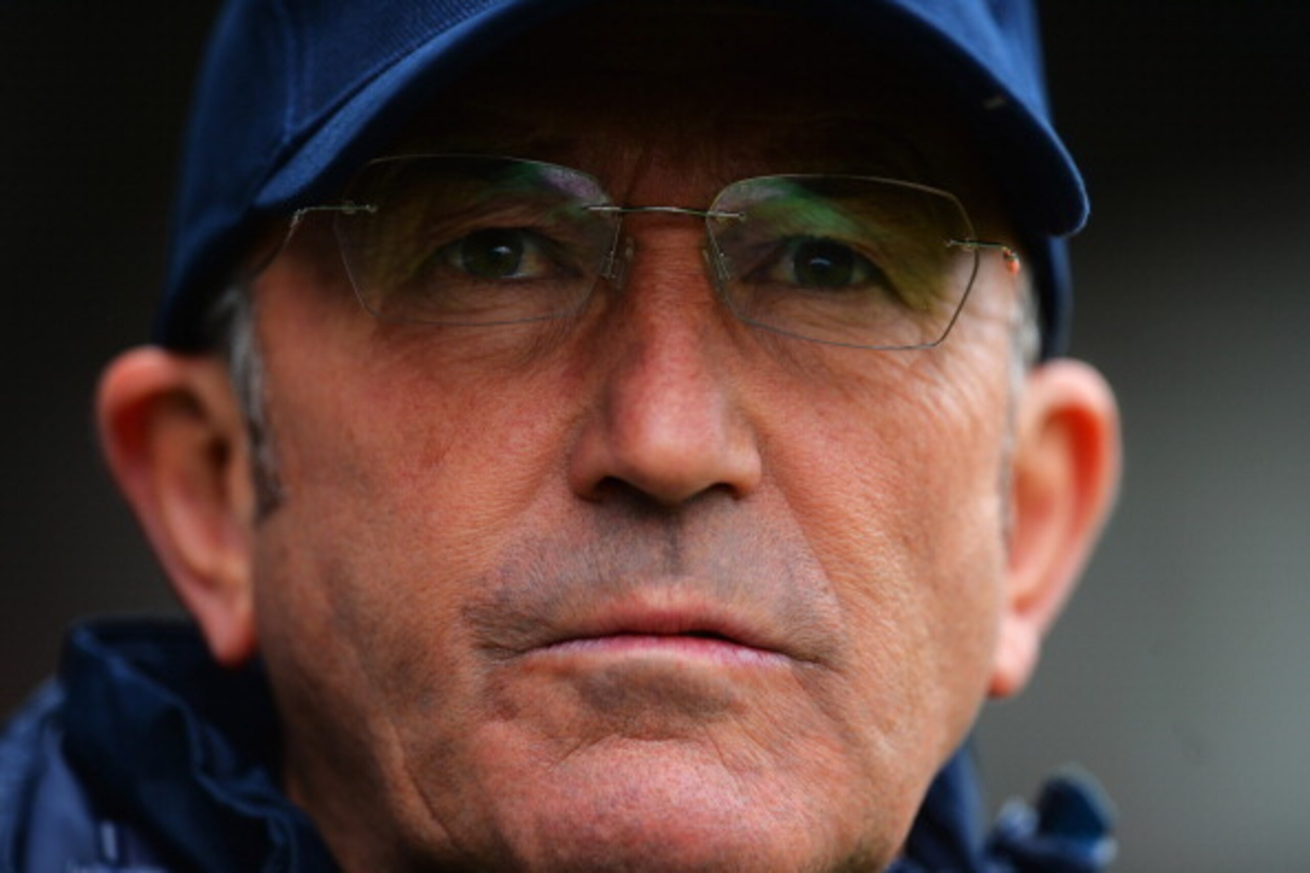 LONDON, ENGLAND - MAY 11: Manager Tony Pulis of Crystal Palace looks on during the Barclays Premier League match between Fulham and Crystal Palace at Craven Cottage on May 11, 2014 in London, England.  (Photo by Christopher Lee/Getty Images)