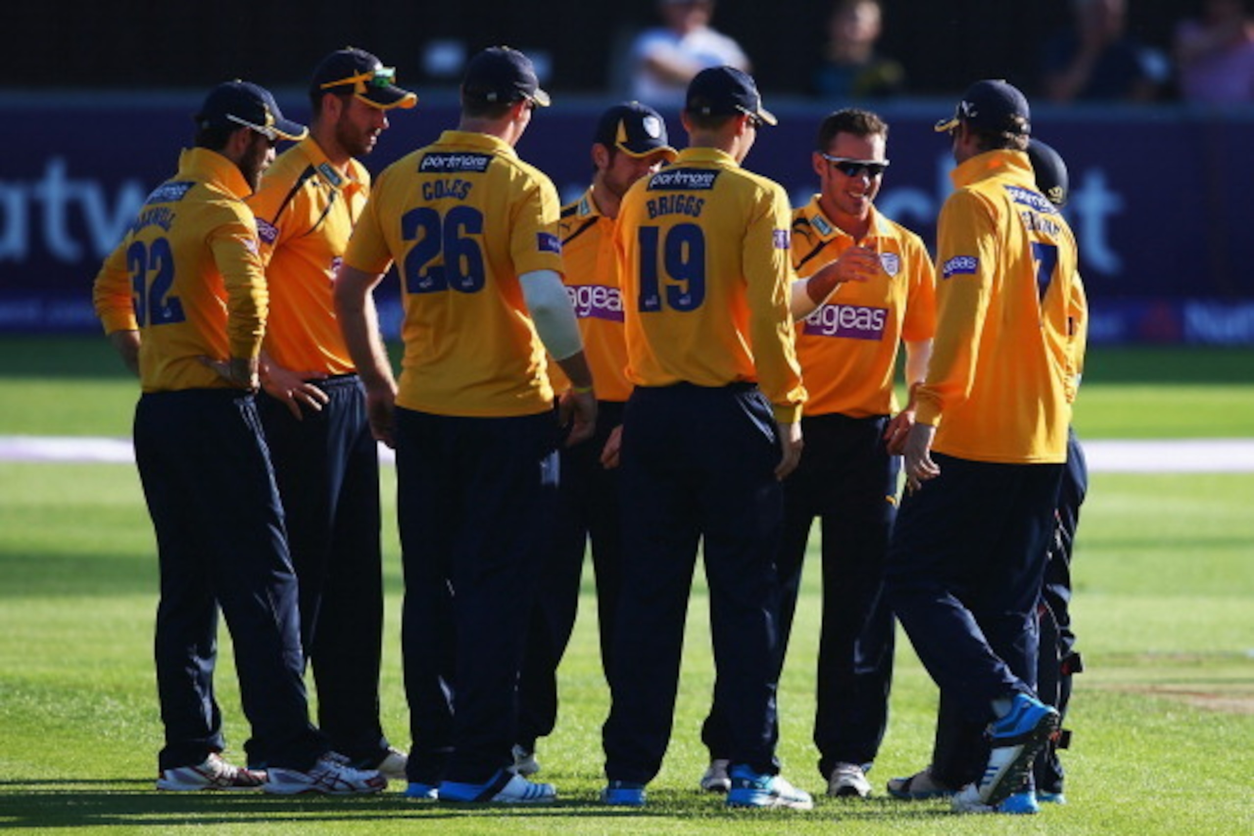 CHELMSFORD, ENGLAND - JULY 22:  Will Smith of Hamshire celebrates bowling Jesse Ryder of Essex during the NatWest T20 Blast between Essex Eagles and Hampshire at Ford County Ground on July 22, 2014 in Chelmsford, England.  (Photo by Matthew Lewis/Getty Im