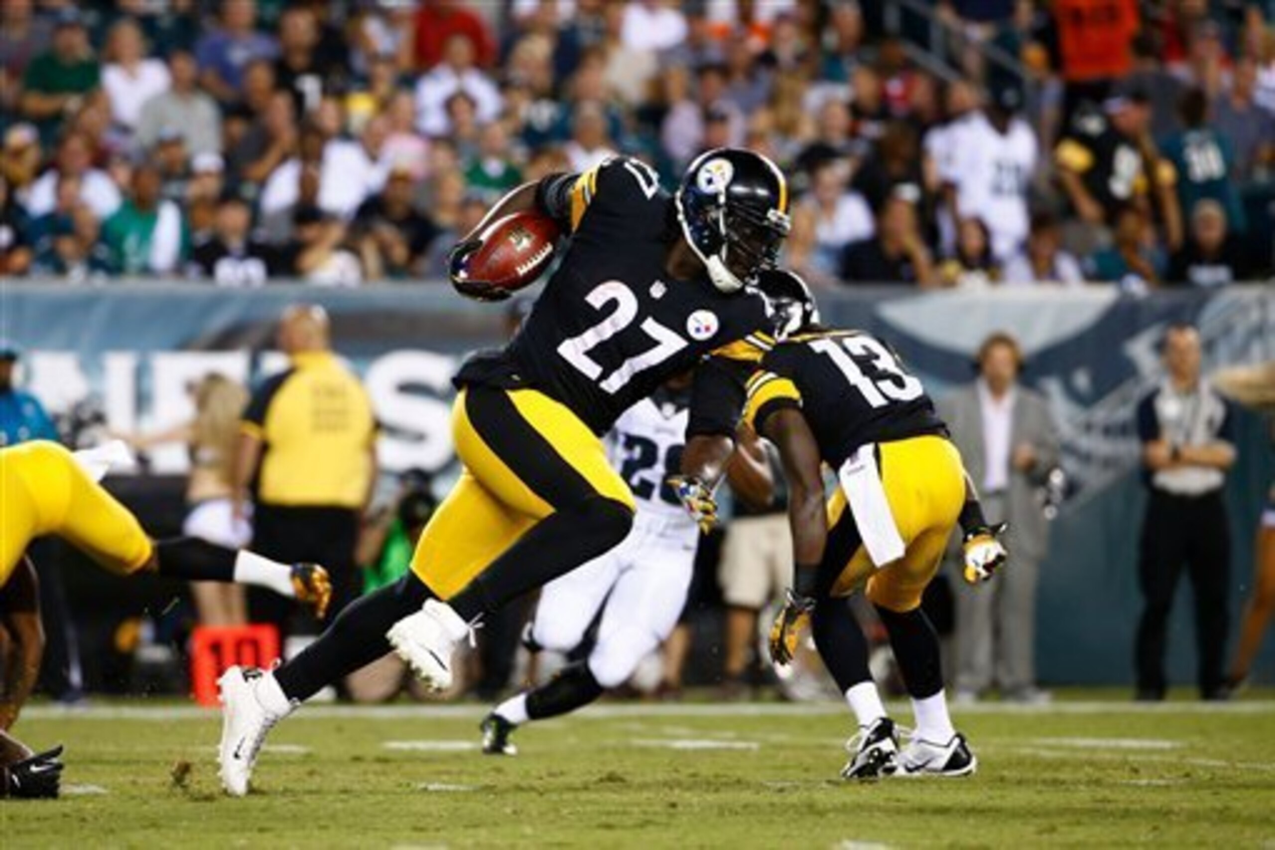 LeGarrette Blount ran the ball seven times for 32 yards against the Eagles.
