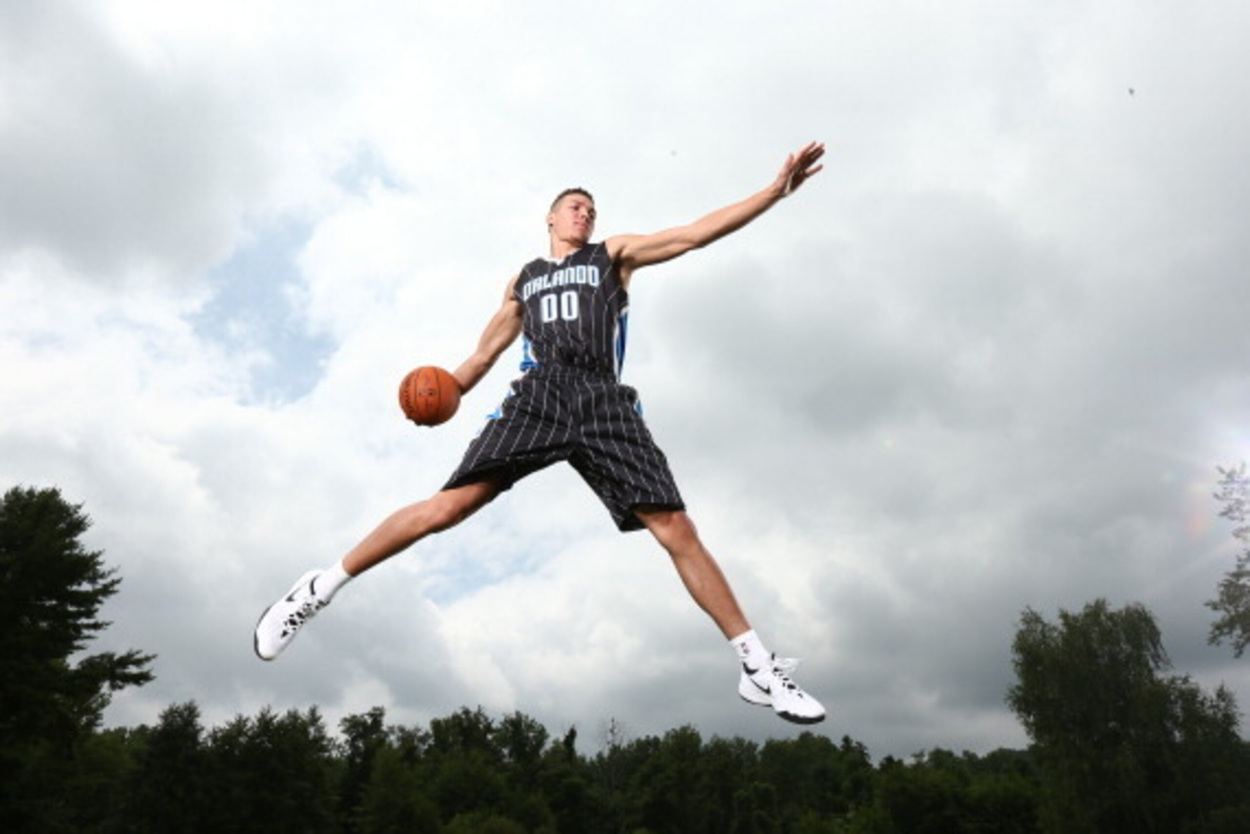 TARRYTOWN, NY - AUGUST 3: Aaron Gordon #00 of the Orlando Magic poses for a portrait during the 2014 NBA rookie photo shoot on August 3, 2014 at the Madison Square Garden Training Facility in Tarrytown, New York. NOTE TO USER: User expressly acknowledges 