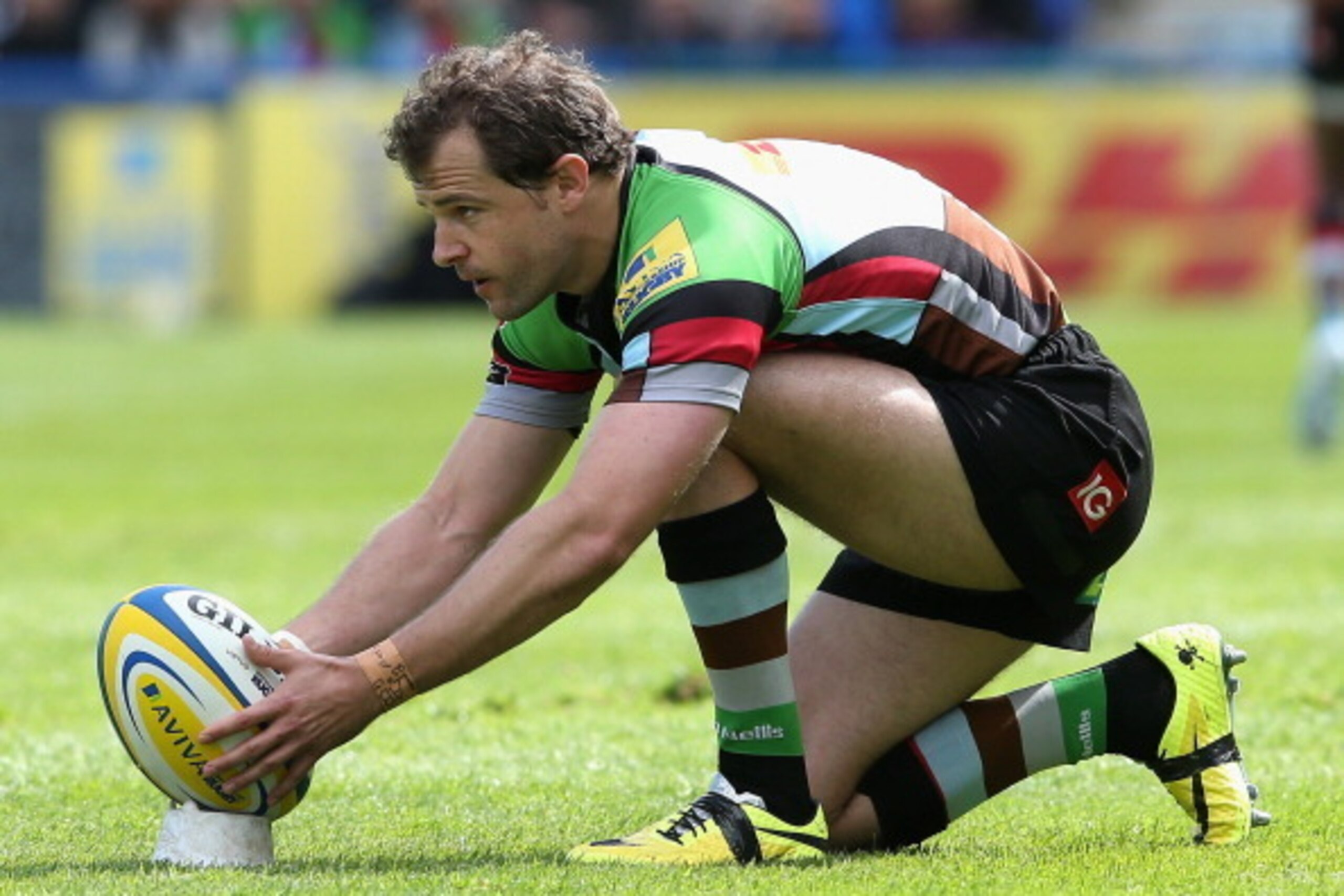 LONDON, ENGLAND - MAY 10: Nick Evans of Harlequins lines up a kick during the Aviva Premiership match between Harlequins and Bath at the Twickenham Stoop on May 10, 2014 in London, England. (Photo by David Rogers/Getty Images) LONDON, ENGLAND - MAY 10: Nick Evans of Harlequins lines up a kick during the Aviva Premiership match between Harlequins and Bath at the Twickenham Stoop on May 10, 2014 in London, England. (Photo by David Rogers/Getty Images)