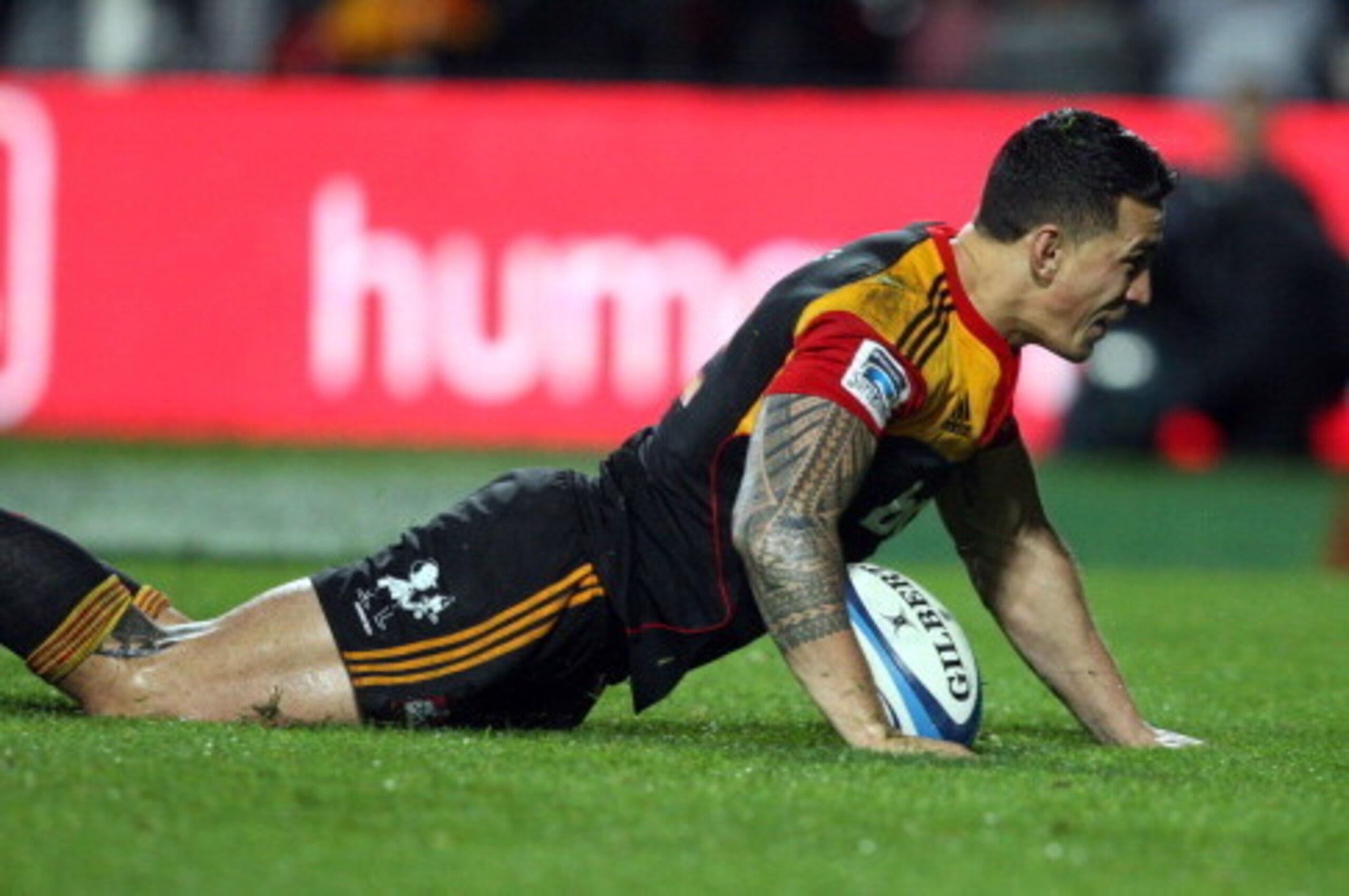 HAMILTON, NEW ZEALAND - AUGUST 04: Sonny Bill Williams try time during the Super Rugby final match between Chiefs and The Sharks at Waikato Stadium on August 04, 2012 in Hamilton, New Zealand. (Photo by Steve Haag/Gallo Images/Getty Images) HAMILTON, NEW ZEALAND - AUGUST 04: Sonny Bill Williams try time during the Super Rugby final match between Chiefs and The Sharks at Waikato Stadium on August 04, 2012 in Hamilton, New Zealand. (Photo by Steve Haag/Gallo Images/Getty Images)