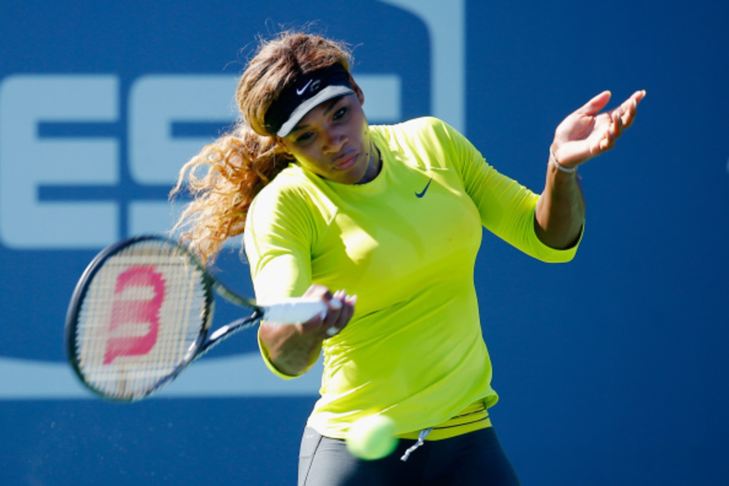 NEW YORK, NY - AUGUST 24: Serena Williams of the United States practices prior to the start of the 2014 U.S. Open at the USTA Billie Jean King National Tennis Center on August 24, 2014 in the Flushing neighborhood of Queens in New York City. (Photo by Ch NEW YORK, NY - AUGUST 24: Serena Williams of the United States practices prior to the start of the 2014 U.S. Open at the USTA Billie Jean King National Tennis Center on August 24, 2014 in the Flushing neighborhood of Queens in New York City. (Photo by Ch