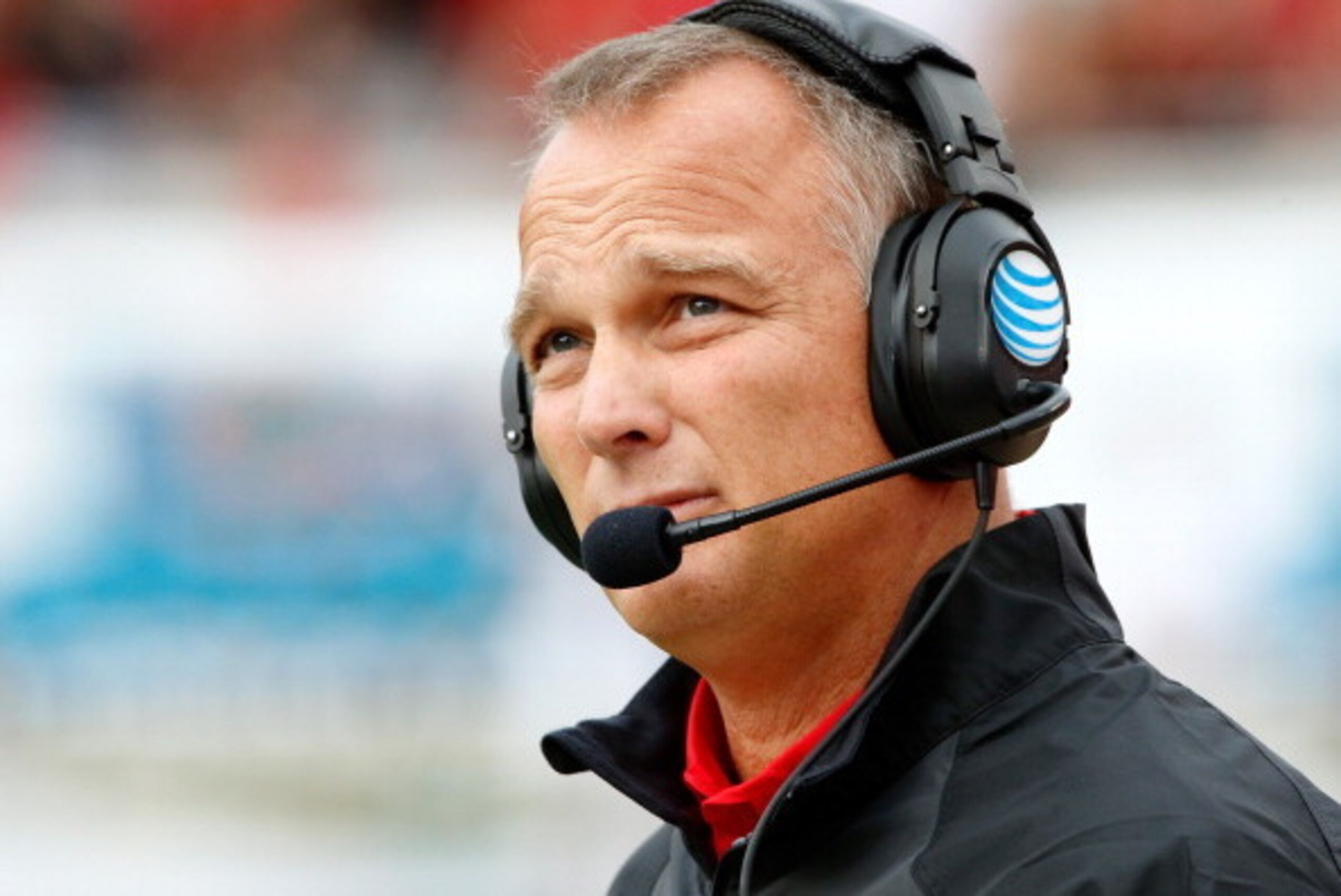 JACKSONVILLE, FL - NOVEMBER 02:  Head coach Mark Richt of the Georgia Bulldogs watches the action during the game against the Florida Gators at EverBank Field on November 2, 2013 in Jacksonville, Florida.  (Photo by Sam Greenwood/Getty Images)