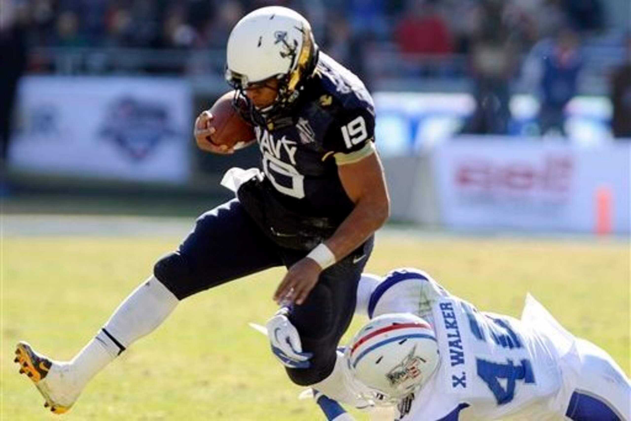 Navy quarterback Keenan Reynolds