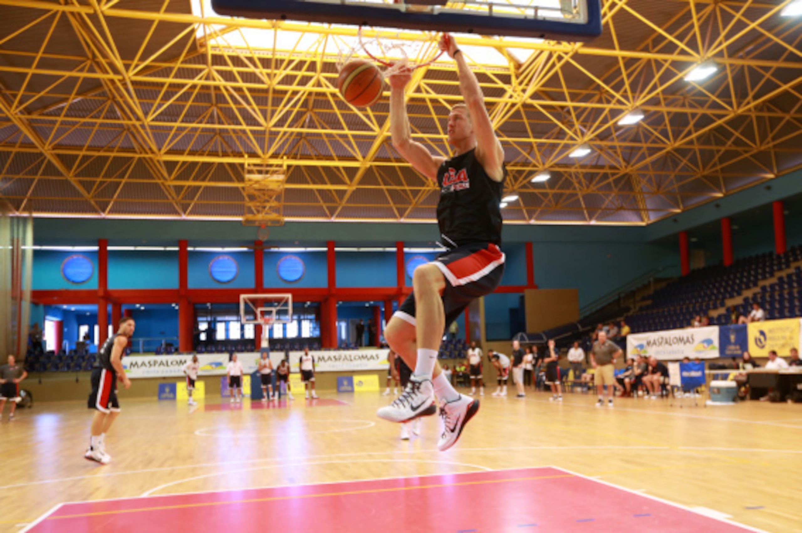 EL TABLERO, GRAN CANARIA, SPAIN - AUGUST 25: Mason Plumlee of the USA Basketball Men's National Team dunks the ball during practice on August 24, 2014 at Pabellon de El Tablero Practice Facility in El Tablero, Gran Canaria, Spain. NOTE TO USER: User expr EL TABLERO, GRAN CANARIA, SPAIN - AUGUST 25: Mason Plumlee of the USA Basketball Men's National Team dunks the ball during practice on August 24, 2014 at Pabellon de El Tablero Practice Facility in El Tablero, Gran Canaria, Spain. NOTE TO USER: User expr