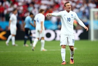 SAO PAULO, BRAZIL - JUNE 19: Wayne Rooney of England gestures during the 2014 FIFA World Cup Brazil Group D match between Uruguay and England at Arena de Sao Paulo on June 19, 2014 in Sao Paulo, Brazil.  (Photo by Julian Finney/Getty Images)