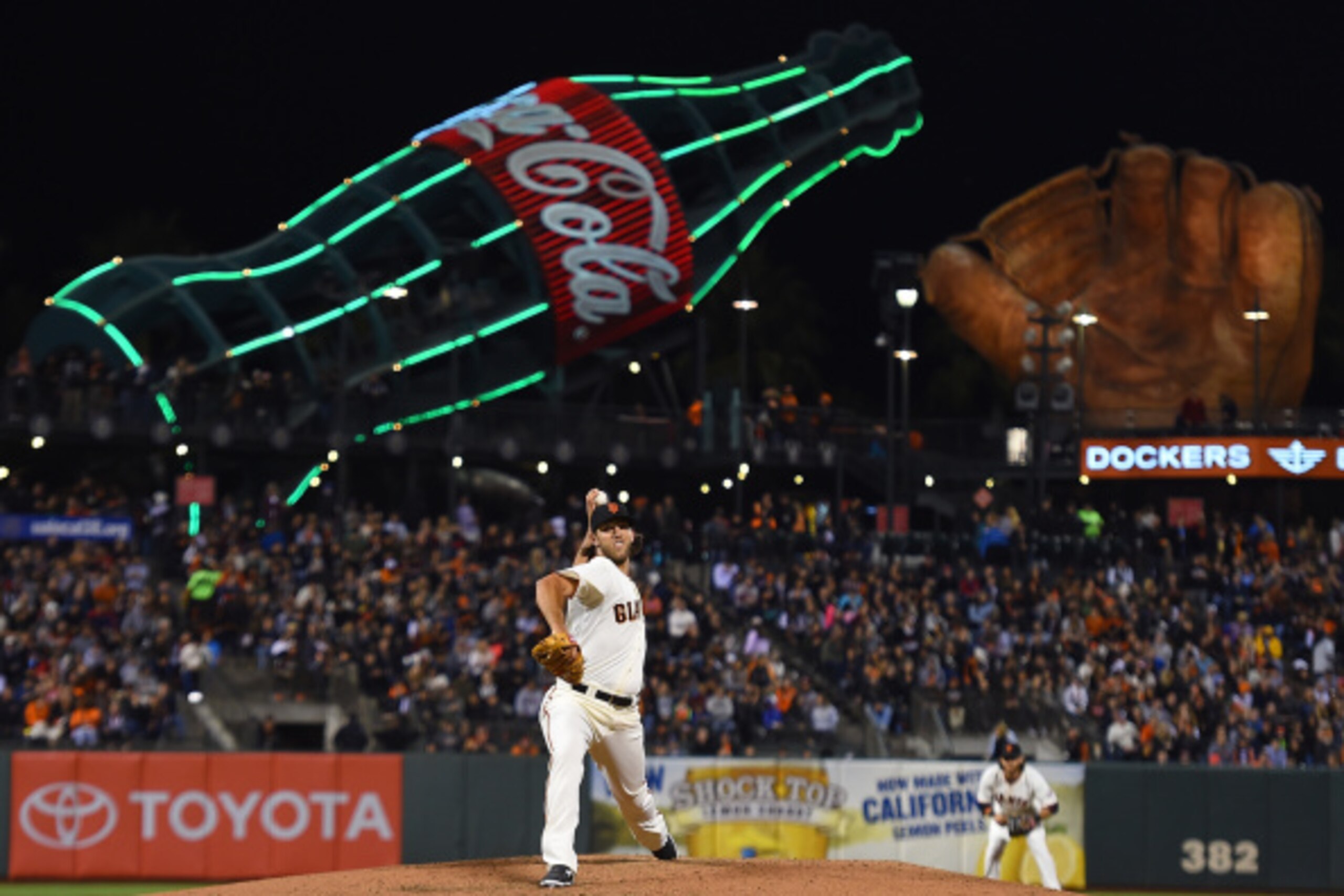 SAN FRANCISCO, CA - AUGUST 26: Madison Bumgarner #40 of the San Francisco Giants pitches against the Colorado Rockies in the top of the eighth inning at AT&T Park on August 26, 2014 in San Francisco, California. (Photo by Thearon W. Henderson/Getty Imag SAN FRANCISCO, CA - AUGUST 26: Madison Bumgarner #40 of the San Francisco Giants pitches against the Colorado Rockies in the top of the eighth inning at AT&T Park on August 26, 2014 in San Francisco, California. (Photo by Thearon W. Henderson/Getty Imag