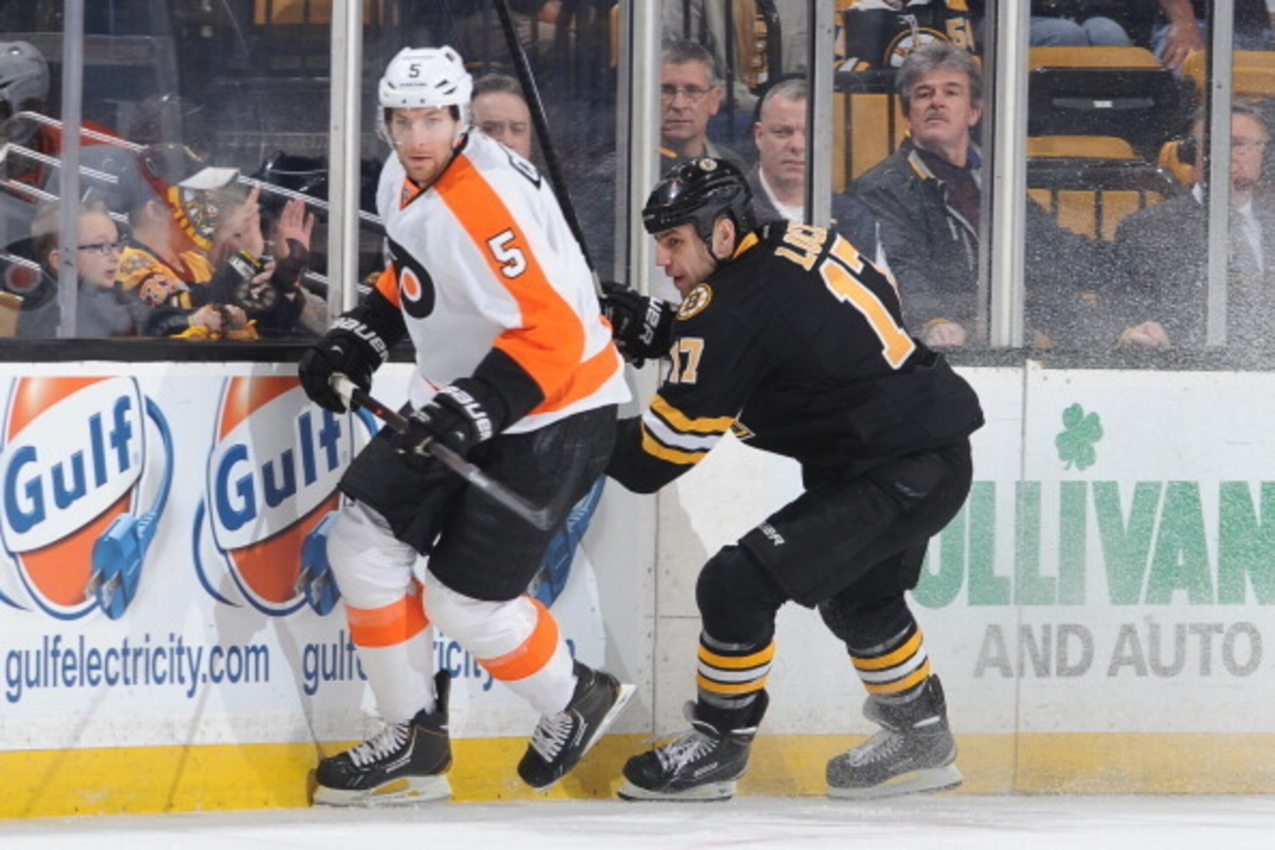 BOSTON, MA - APRIL 5: Braydon Coburn #5 of the Philadelphia Flyers skates against Milan Lucic #17 of the Boston Bruins at the TD Garden on April 5, 2014 in Boston, Massachusetts. (Photo by Brian Babineau/NHLI via Getty Images) BOSTON, MA - APRIL 5: Braydon Coburn #5 of the Philadelphia Flyers skates against Milan Lucic #17 of the Boston Bruins at the TD Garden on April 5, 2014 in Boston, Massachusetts. (Photo by Brian Babineau/NHLI via Getty Images)