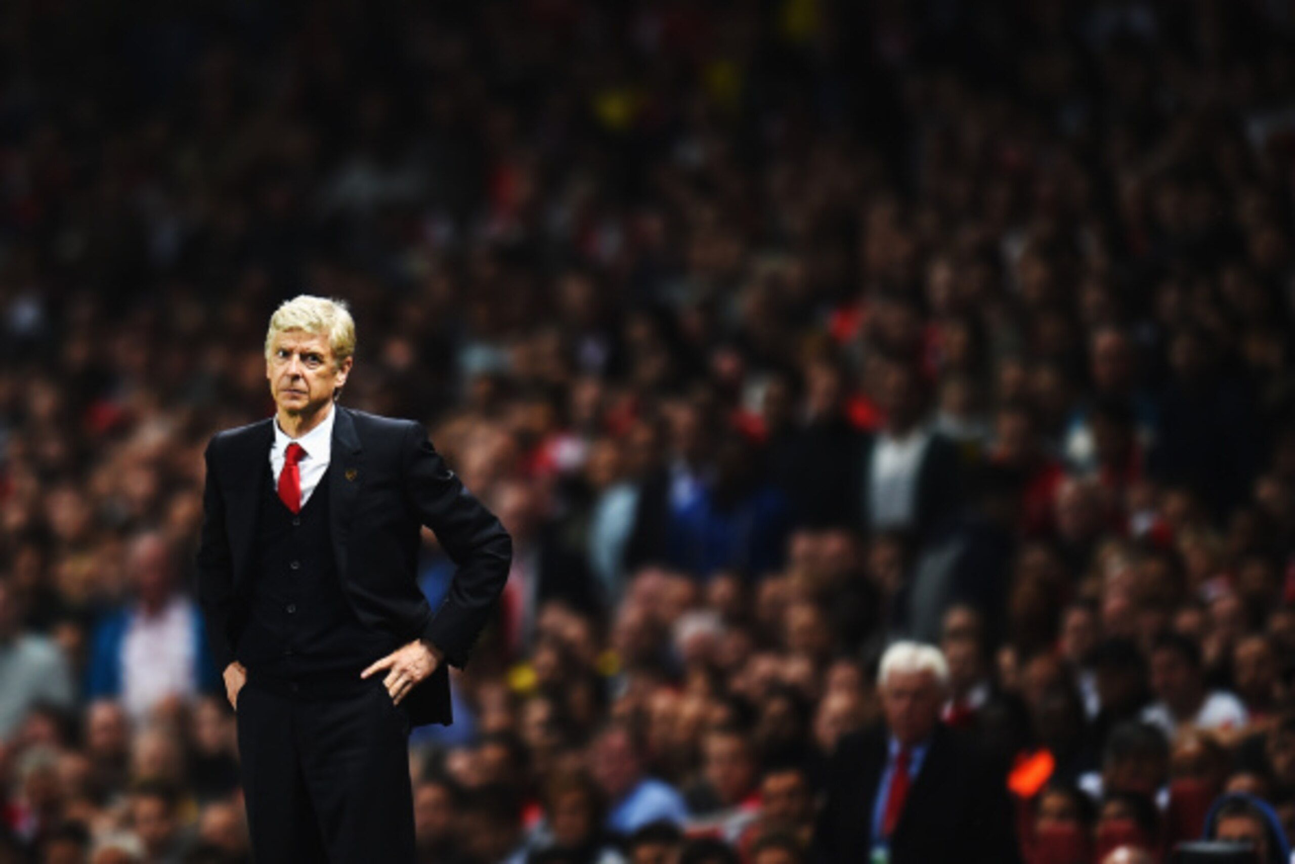 LONDON, ENGLAND - AUGUST 27: Arsene Wenger, manager of Arsenal reacts on the touchline during the UEFA Champions League Qualifier 2nd leg match between Arsenal and Besiktas at the Emirates Stadium on August 27, 2014 in London, United Kingdom. (Photo by LONDON, ENGLAND - AUGUST 27: Arsene Wenger, manager of Arsenal reacts on the touchline during the UEFA Champions League Qualifier 2nd leg match between Arsenal and Besiktas at the Emirates Stadium on August 27, 2014 in London, United Kingdom. (Photo by
