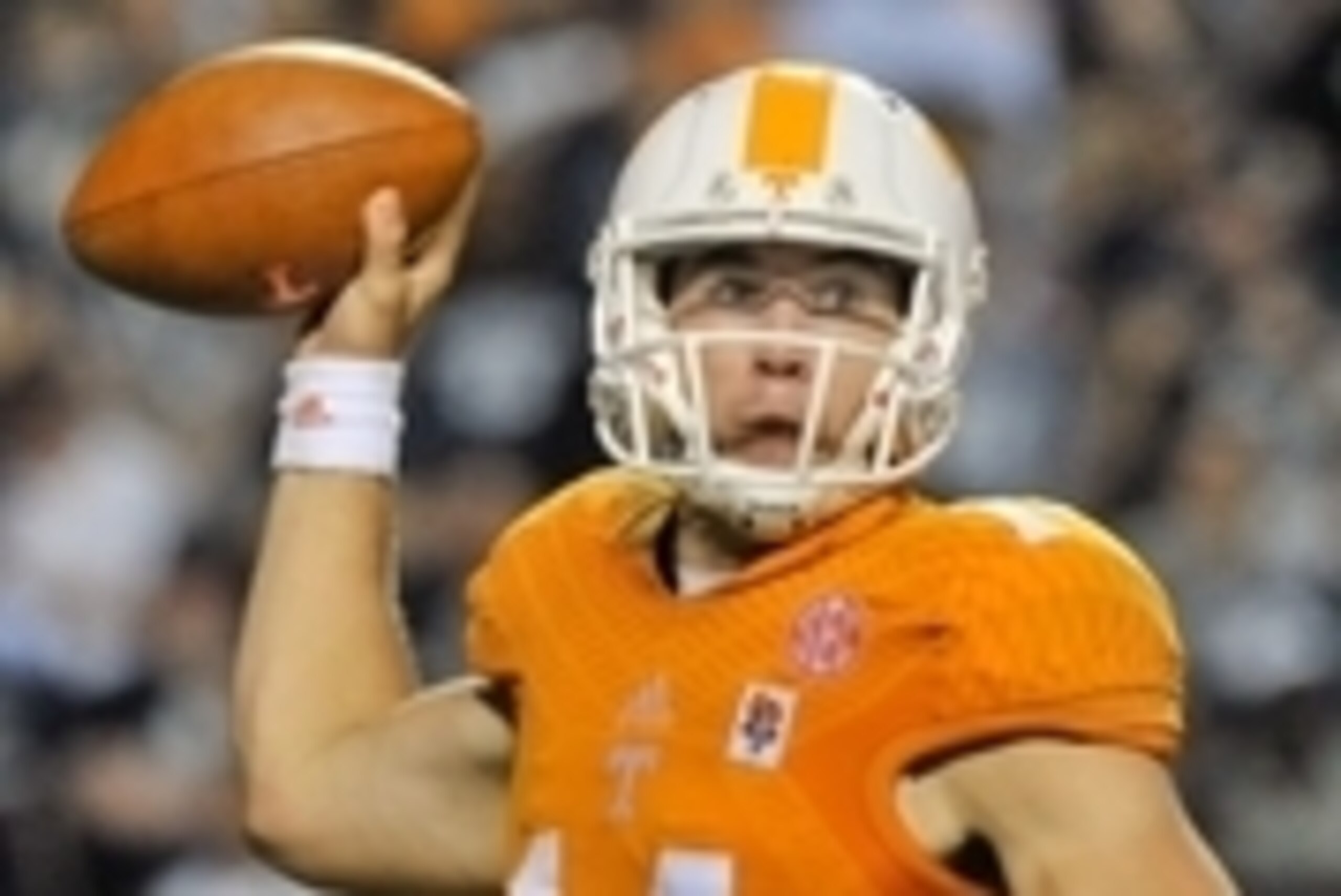 Aug 31, 2014; Knoxville, TN, USA; Tennessee Volunteers quarterback Justin Worley (14) passes against the Utah State Aggies during the second half at Neyland Stadium. Tennessee won 38-7. Mandatory Credit: Jim Brown-USA TODAY Sports