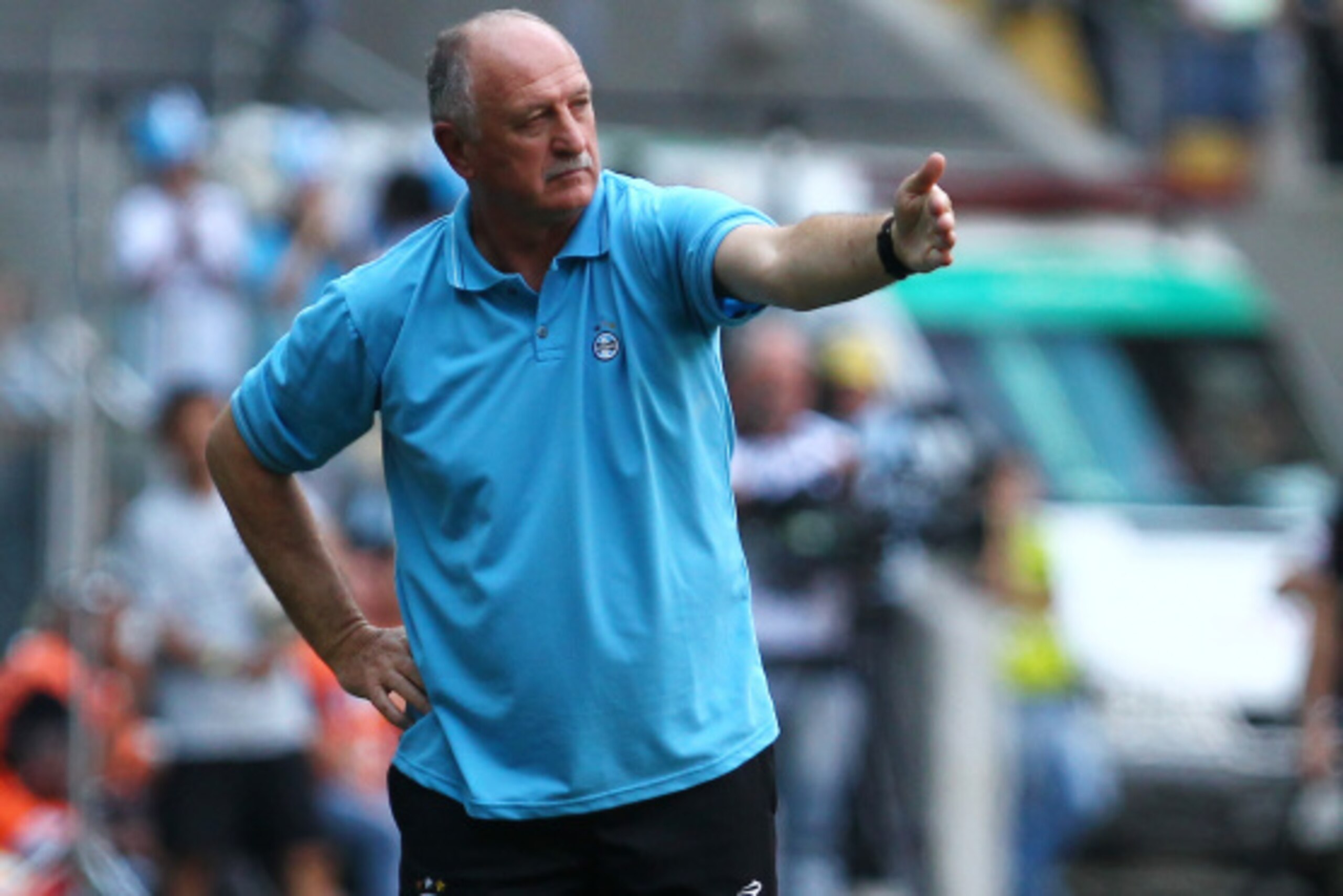 PORTO ALEGRE, BRAZIL - AUGUST 24: Luiz Felipe Scolari, coach of Gremio during the match Gremio v Corinthians as part of Brasileirao Series A 2014, at Arena do Gremio on August 24, 2014 in Porto Alegre, Brazil. (Photo by Lucas Uebel/Getty Images)