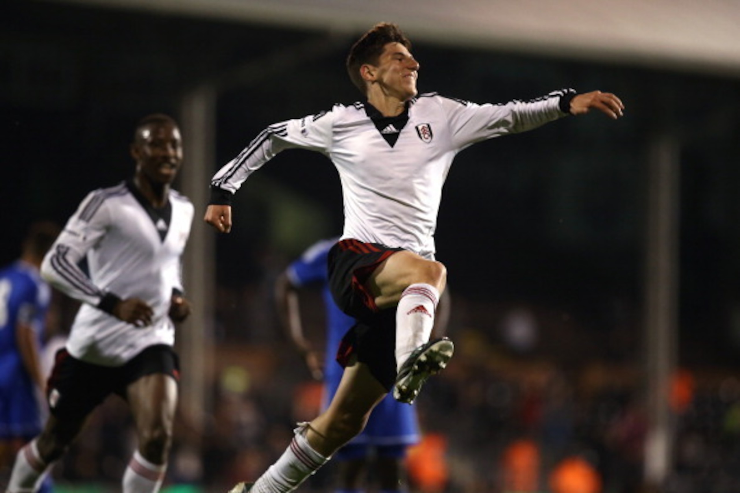LONDON, ENGLAND - APRIL 28: Emerson Hyndman of Fulham celebrates after scoring the team's second goal during the FA Youth Cup Final: First Leg match between Fulham and Chelsea at Craven Cottage on April 28, 2014 in London, England. (Photo by Charlie Crowh LONDON, ENGLAND - APRIL 28: Emerson Hyndman of Fulham celebrates after scoring the team's second goal during the FA Youth Cup Final: First Leg match between Fulham and Chelsea at Craven Cottage on April 28, 2014 in London, England. (Photo by Charlie Crowh