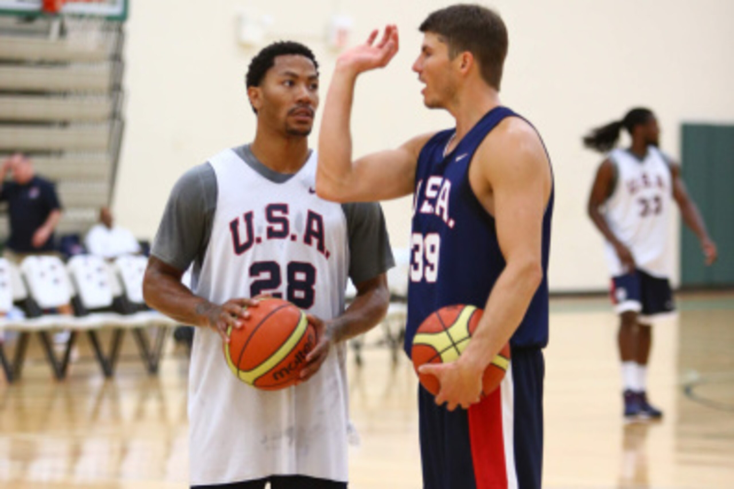 CHICAGO, IL - AUGUST 15: Derrick Rose and Kyle Korver of the USA Basketball Men's National Team chats during practice at the Quest MultiSport Facility on August 15, 2014 in Chicago, Illinois.  NOTE TO USER: User expressly acknowledges and agrees that, by 