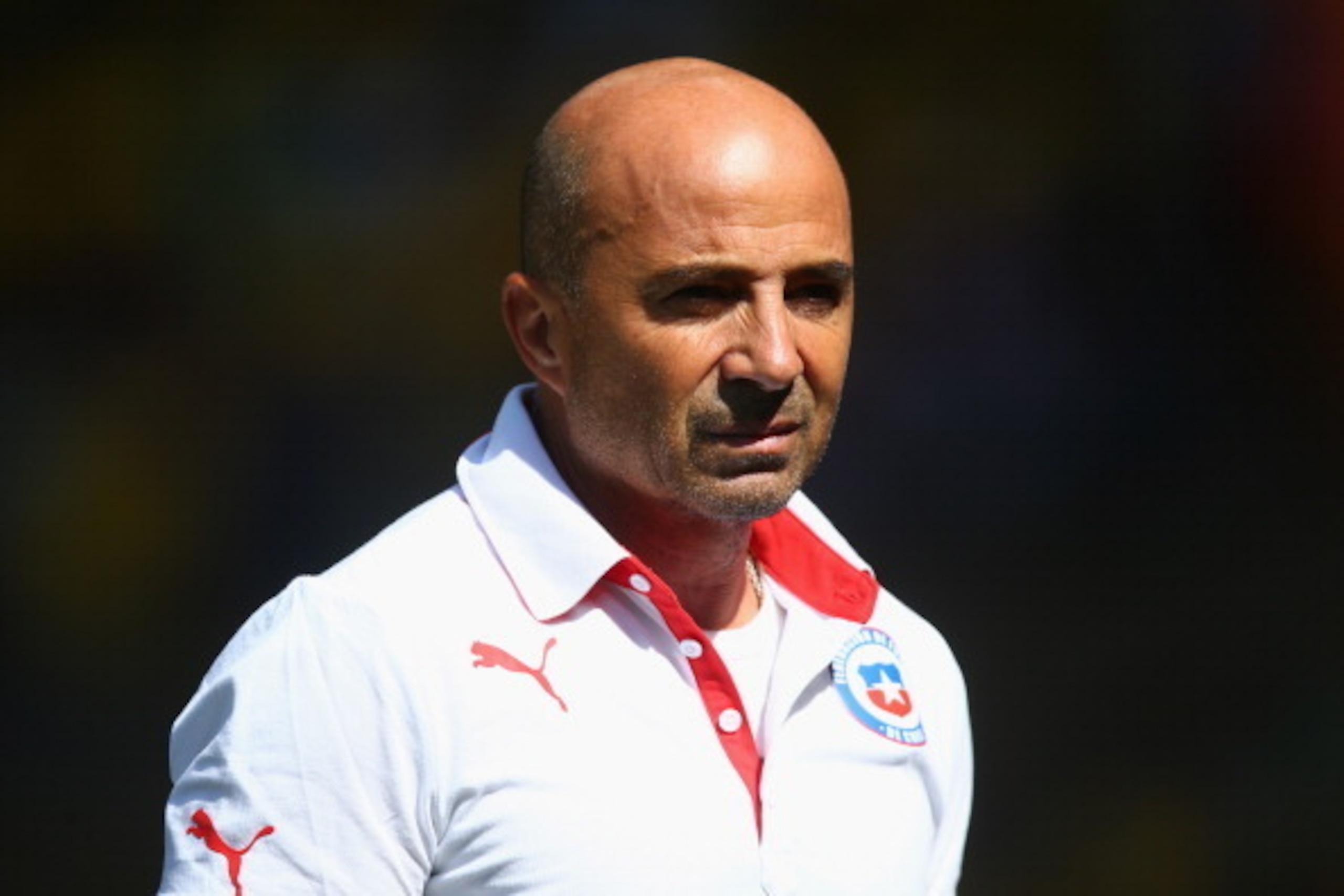 BELO HORIZONTE, BRAZIL - JUNE 28:  Head coach Jorge Sampaoli of Chile looks on during the 2014 FIFA World Cup Brazil round of 16 match between Brazil and Chile at Estadio Mineirao on June 28, 2014 in Belo Horizonte, Brazil.  (Photo by Jeff Gross/Getty Ima