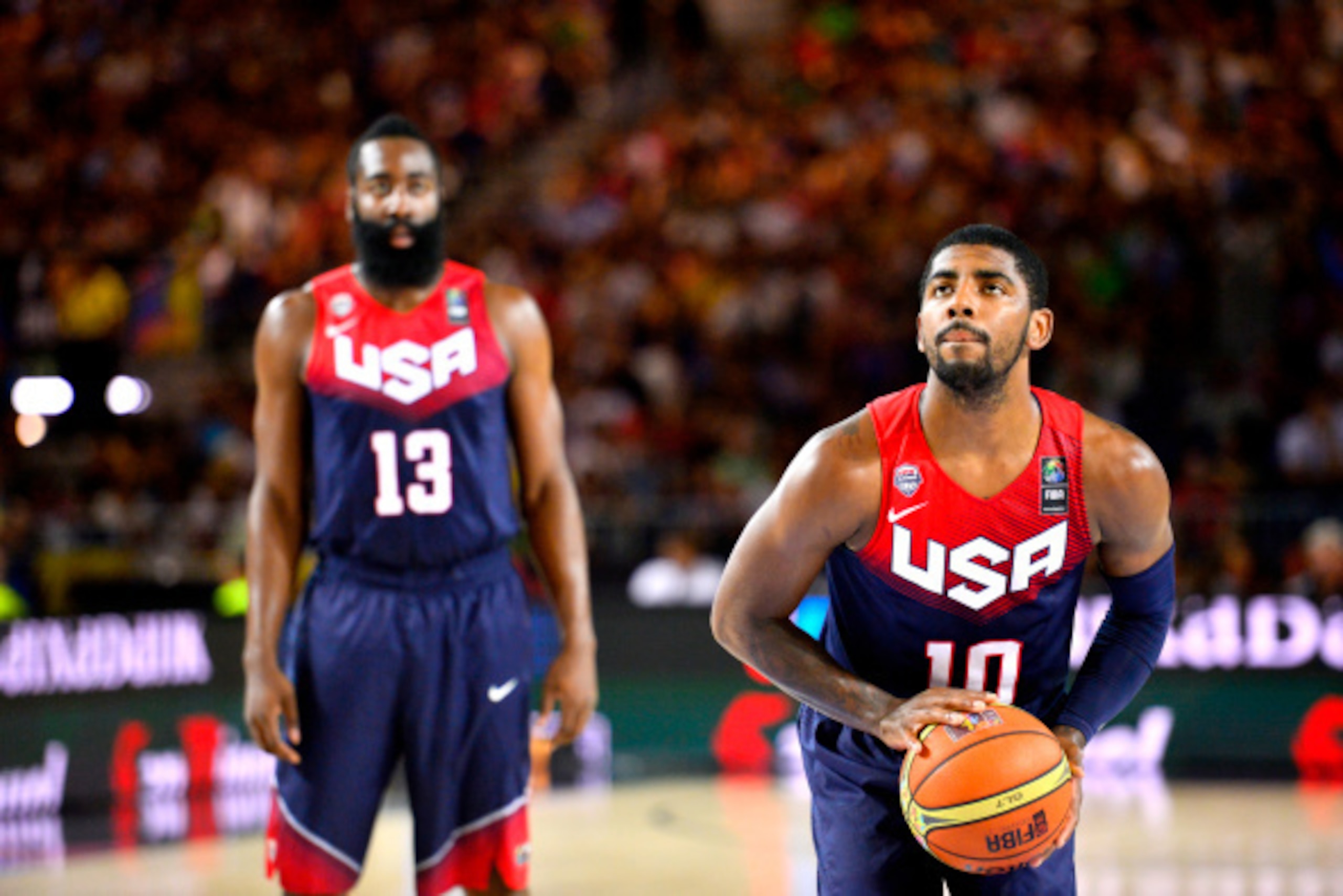 BILBAO, SPAIN - SEPTEMBER 04:  Kyrie Irving #10 of the USA Basketball Men's National Team shoots the basketball against  the Ukraine Basketball Team during the FIBA 2014 World Cup Tournament at the Bilbao Exhibition Center on September 04, 2014 in Bilbao,