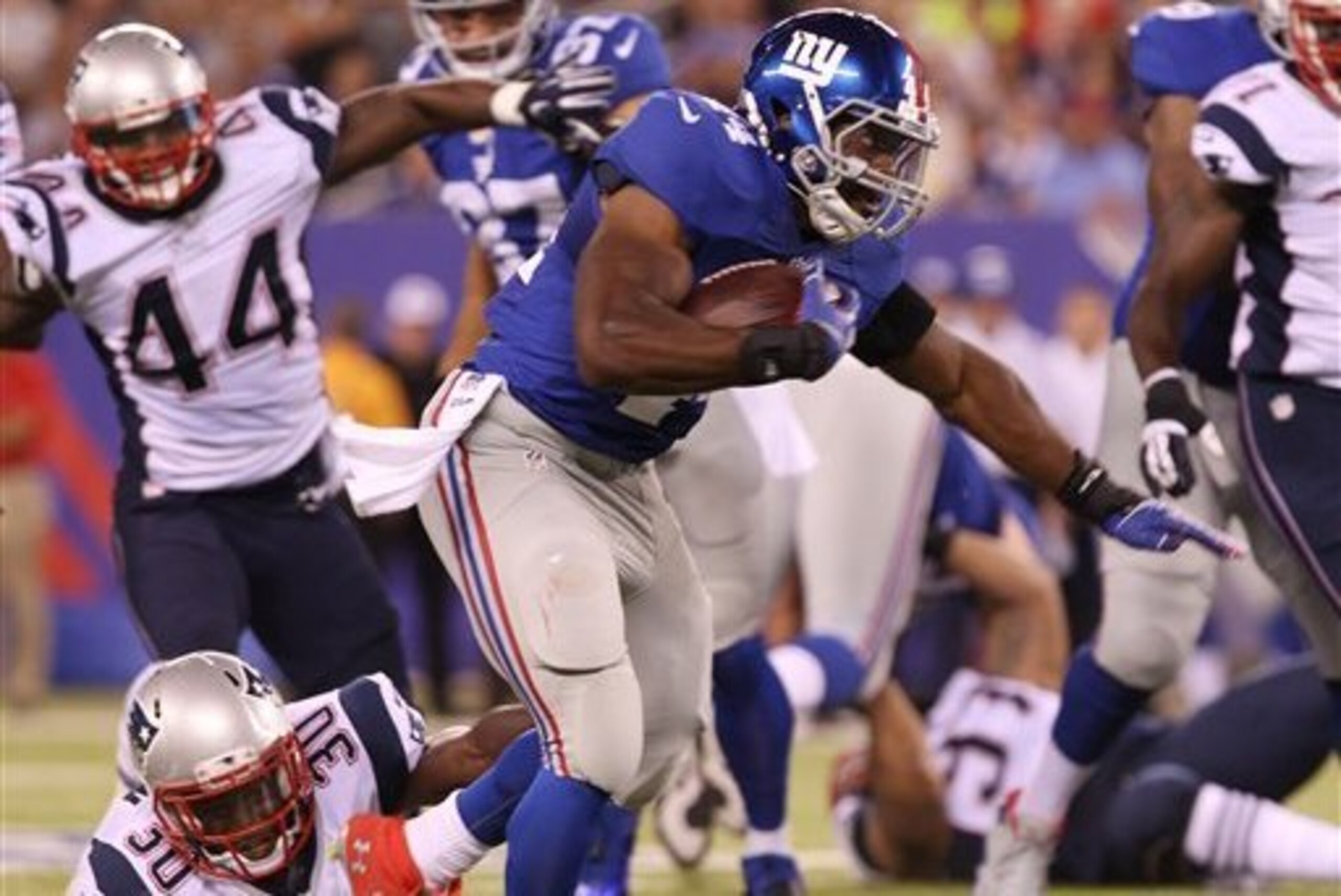 Giants rookie RB Andre Williams knows a thing or two about finding creases against stacked boxes.