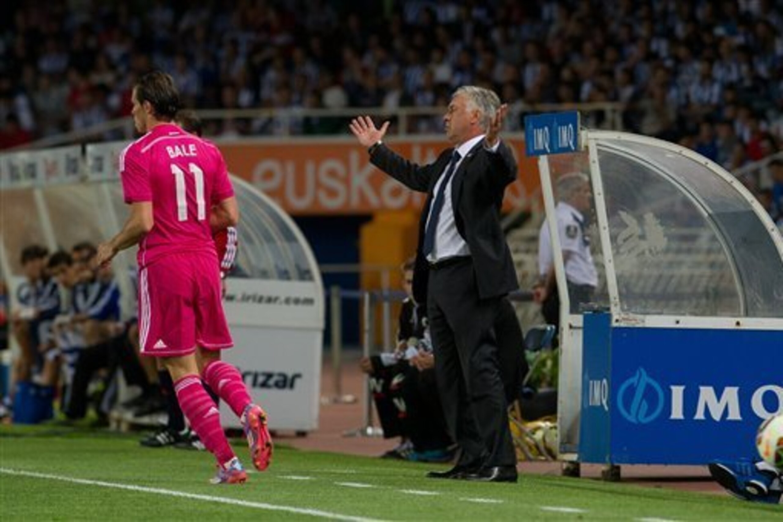 A frustrated Ancelotti during the defeat to Real Sociedad A frustrated Ancelotti during the defeat to Real Sociedad