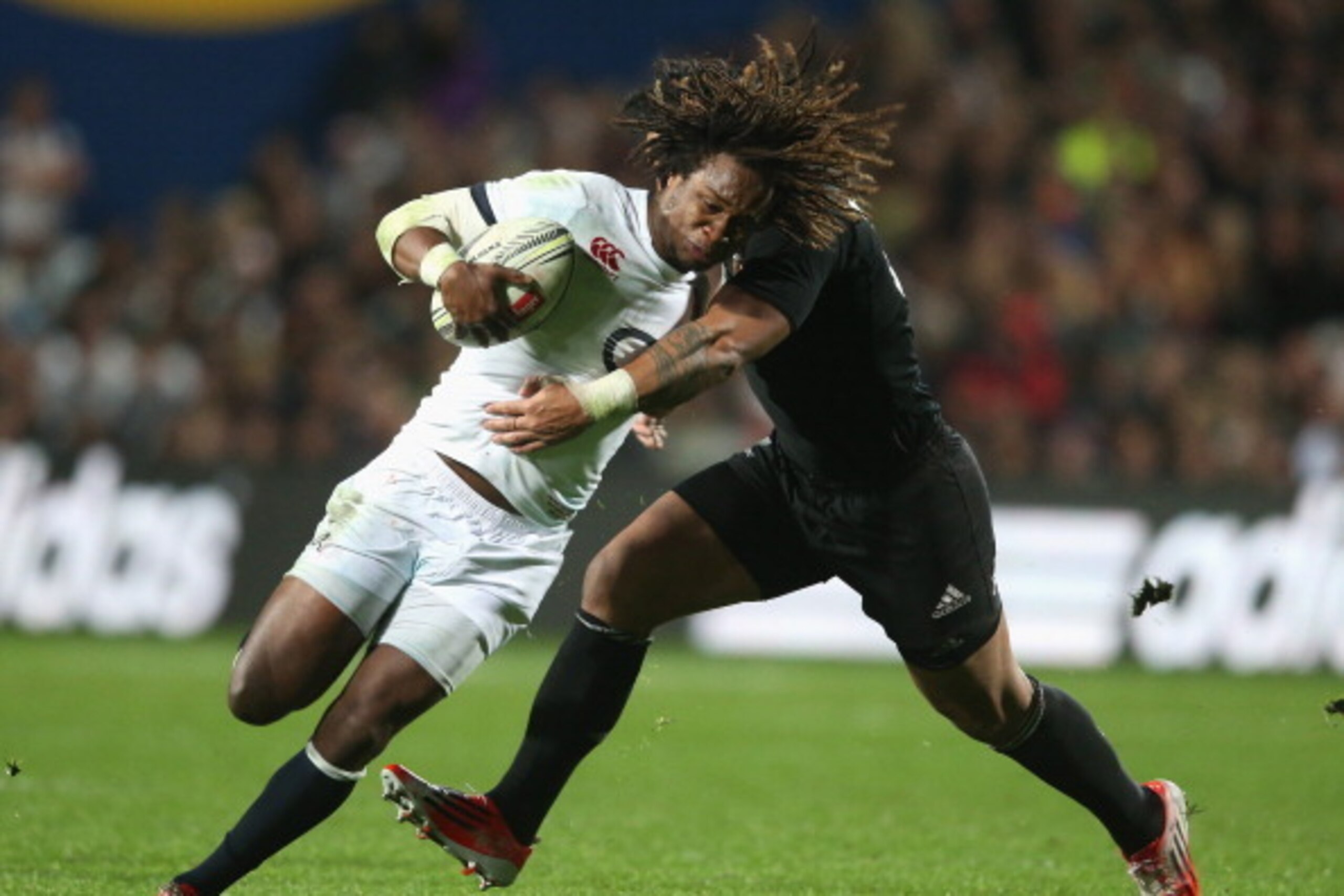 HAMILTON, NEW ZEALAND - JUNE 21:  Marland Yarde of England runs with the ball during the International Test match between the New Zealand All Blacks and England at Waikato Stadium on June 21, 2014 in Hamilton, New Zealand.  (Photo by David Rogers/Getty Im