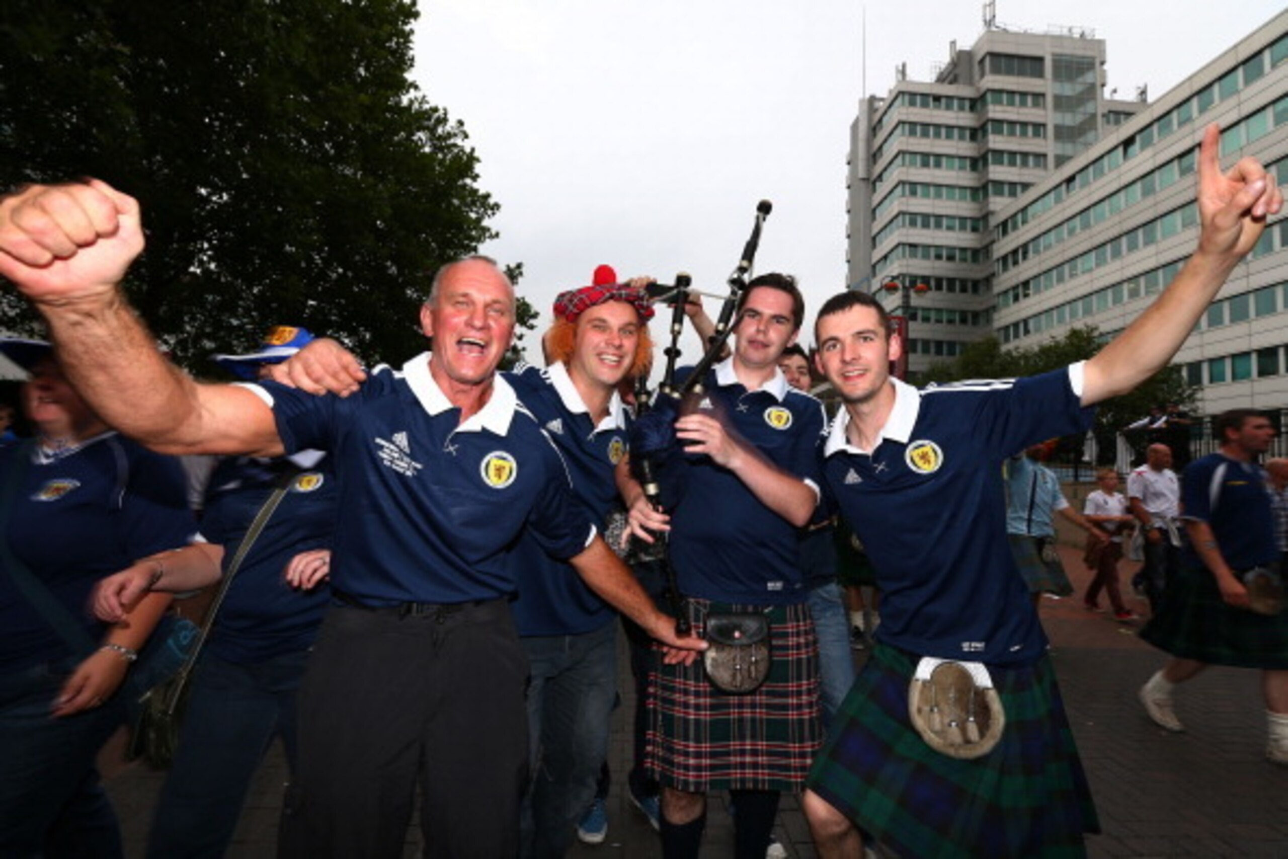 LONDON, ENGLAND - AUGUST 14:  Scotland fans arrive prior to kickoff for the International Friendly match between England and Scotland at Wembley Stadium on August 14, 2013 in London, England.  (Photo by Clive Mason/Getty Images)