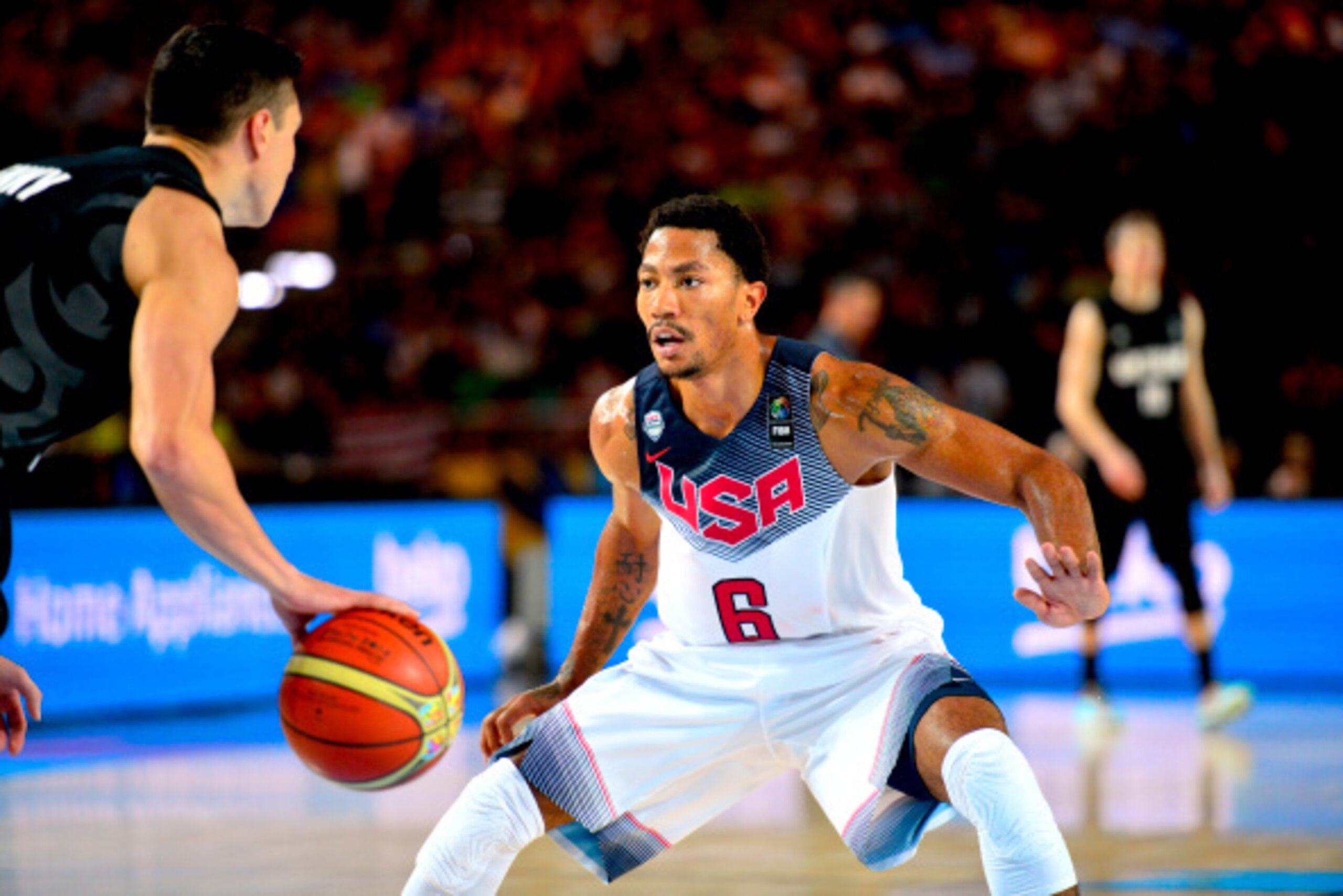 BILBAO, SPAIN - SEPTEMBER 2: Derrick Rose #6 of the USA Basketball Men's National Team defends against the New Zealand Basketball Men's National Team during the 2014 FIBA World Cup at Bizkaia Arena in Bilbao Exhibition Centre on September 2, 2014 in Bilba BILBAO, SPAIN - SEPTEMBER 2: Derrick Rose #6 of the USA Basketball Men's National Team defends against the New Zealand Basketball Men's National Team during the 2014 FIBA World Cup at Bizkaia Arena in Bilbao Exhibition Centre on September 2, 2014 in Bilba