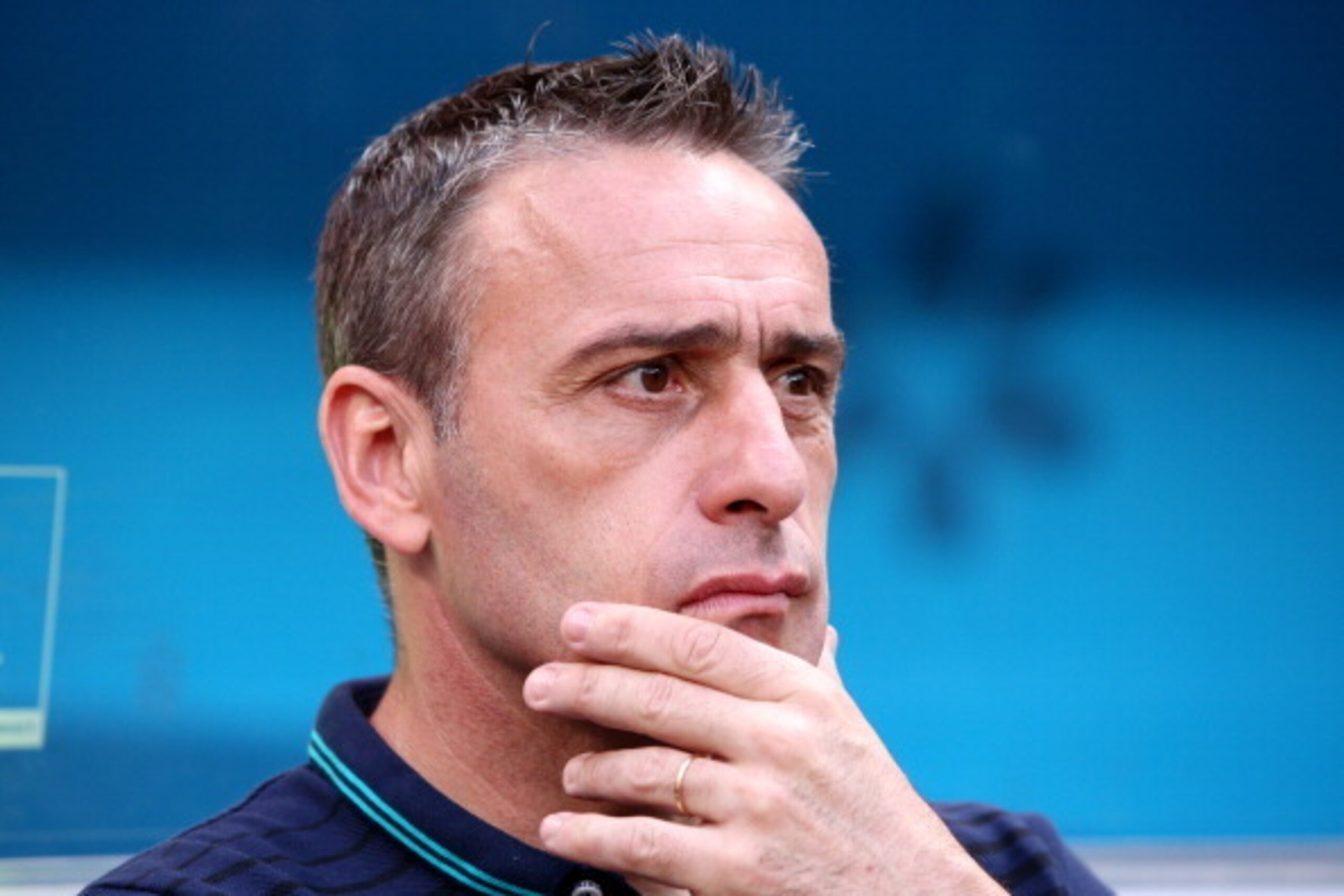 BRASILIA, BRAZIL - JUNE 26:  Head coach Paulo Bento of Portugal looks on prior to the 2014 FIFA World Cup Brazil Group G match between Portugal and Ghana at Estadio Nacional on June 26, 2014 in Brasilia, Brazil.  (Photo by Adam Pretty/Getty Images)