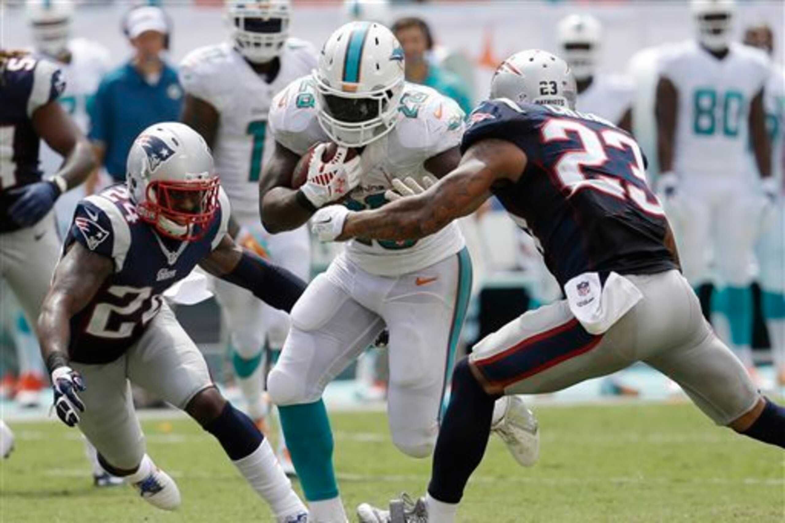Knowshon Moreno displayed power and emotion, carrying the Dolphins to a win