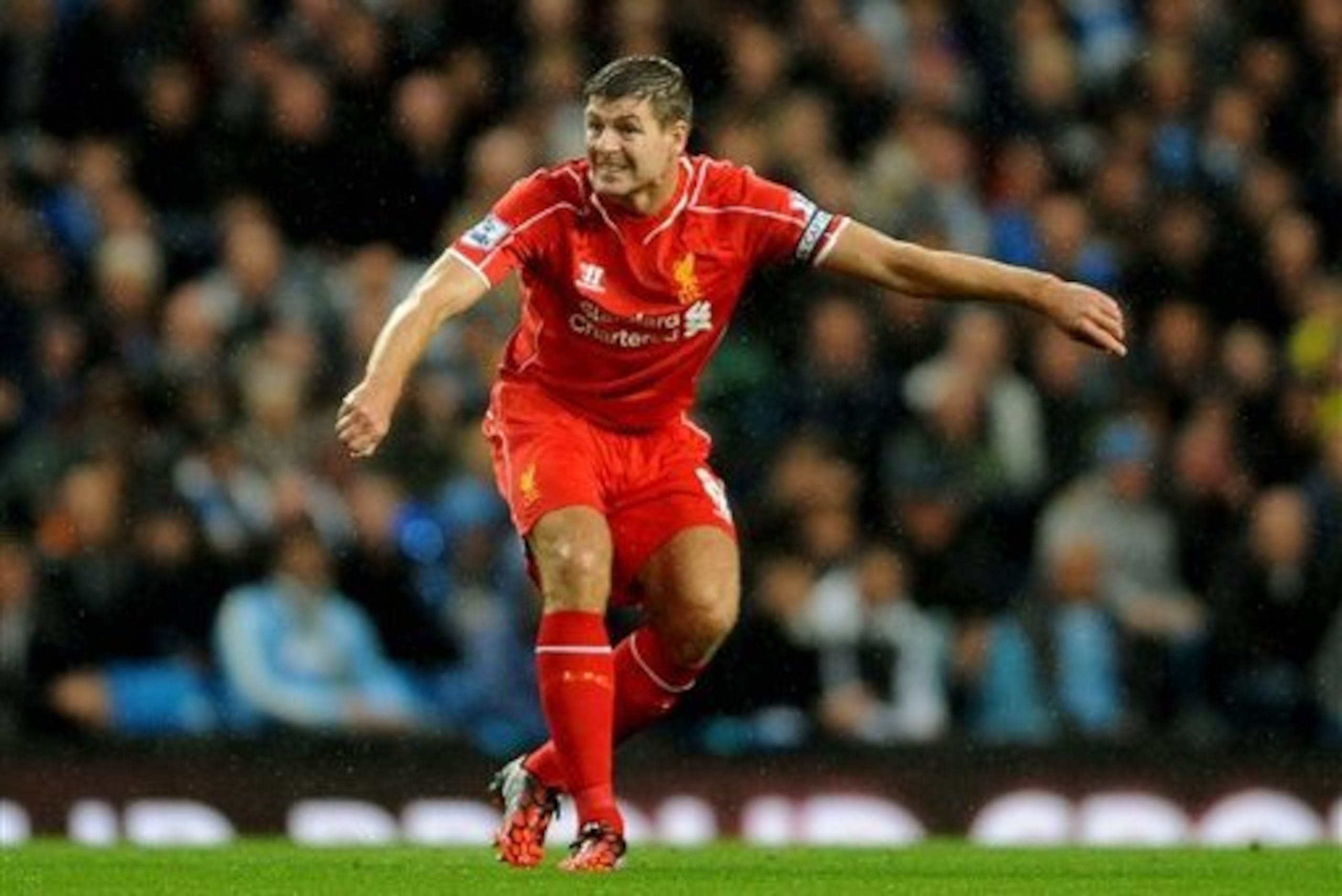 With Gerrard in the twilight of his career, the Reds need midfield reinforcements.